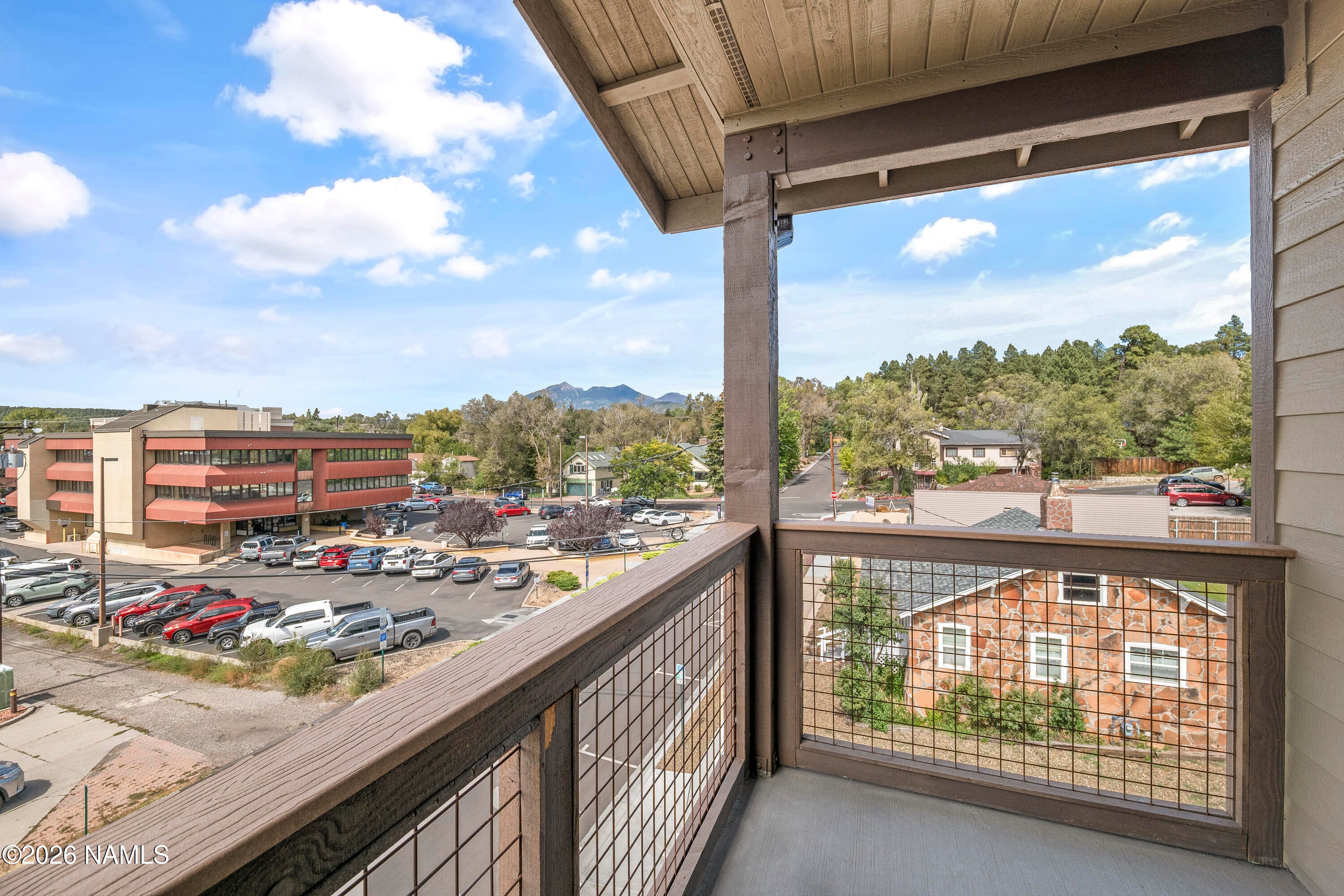 310 E Birch Avenue 311