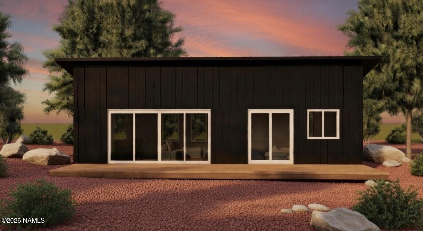 2313 E Arizona Street