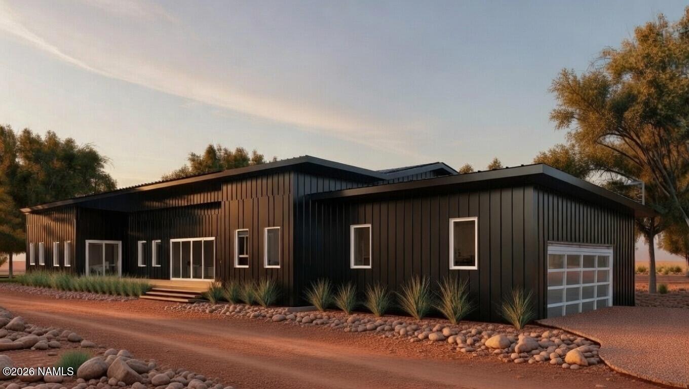 2313 E Arizona Street