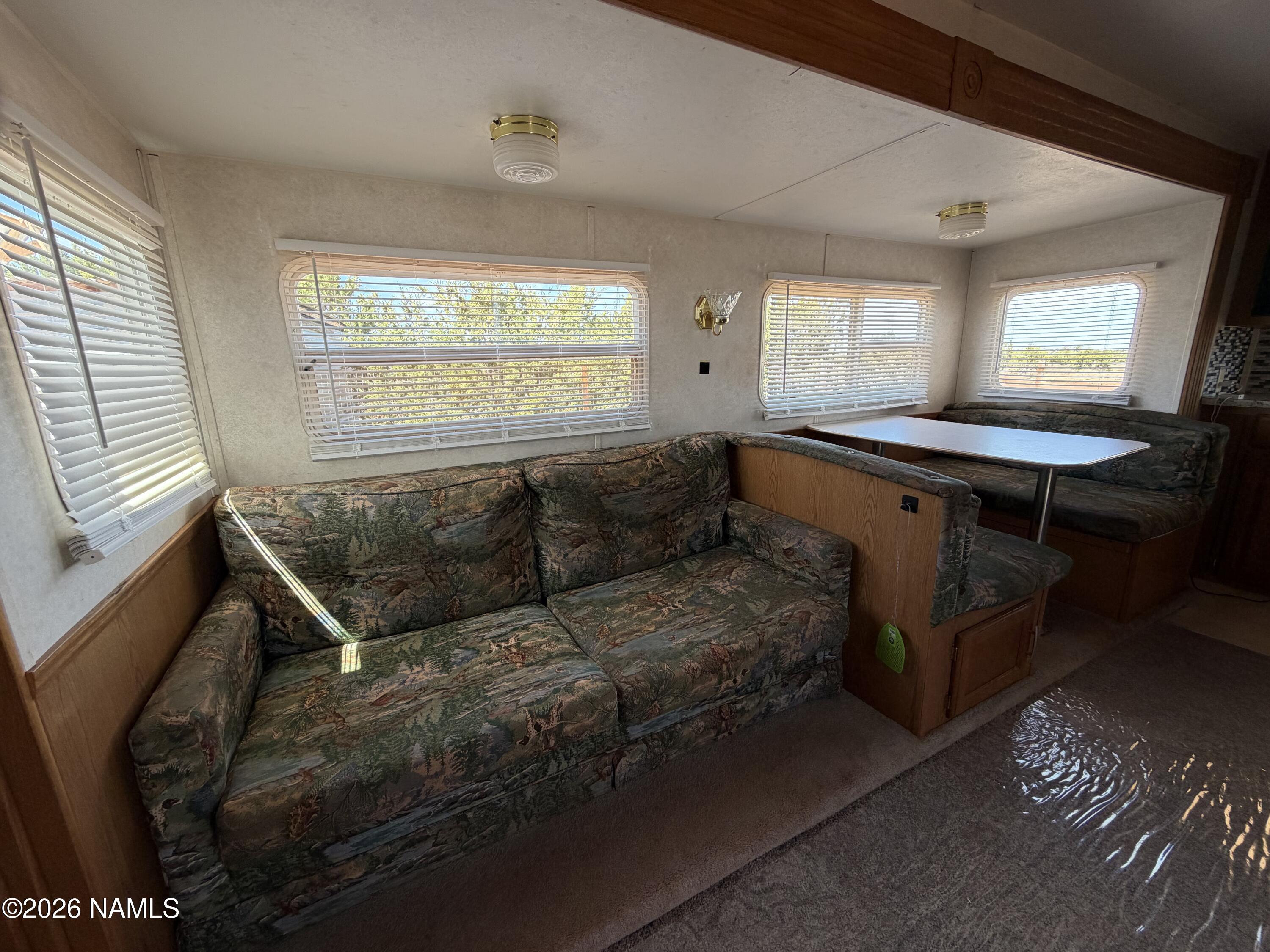 3868 Meadowbrook Drive