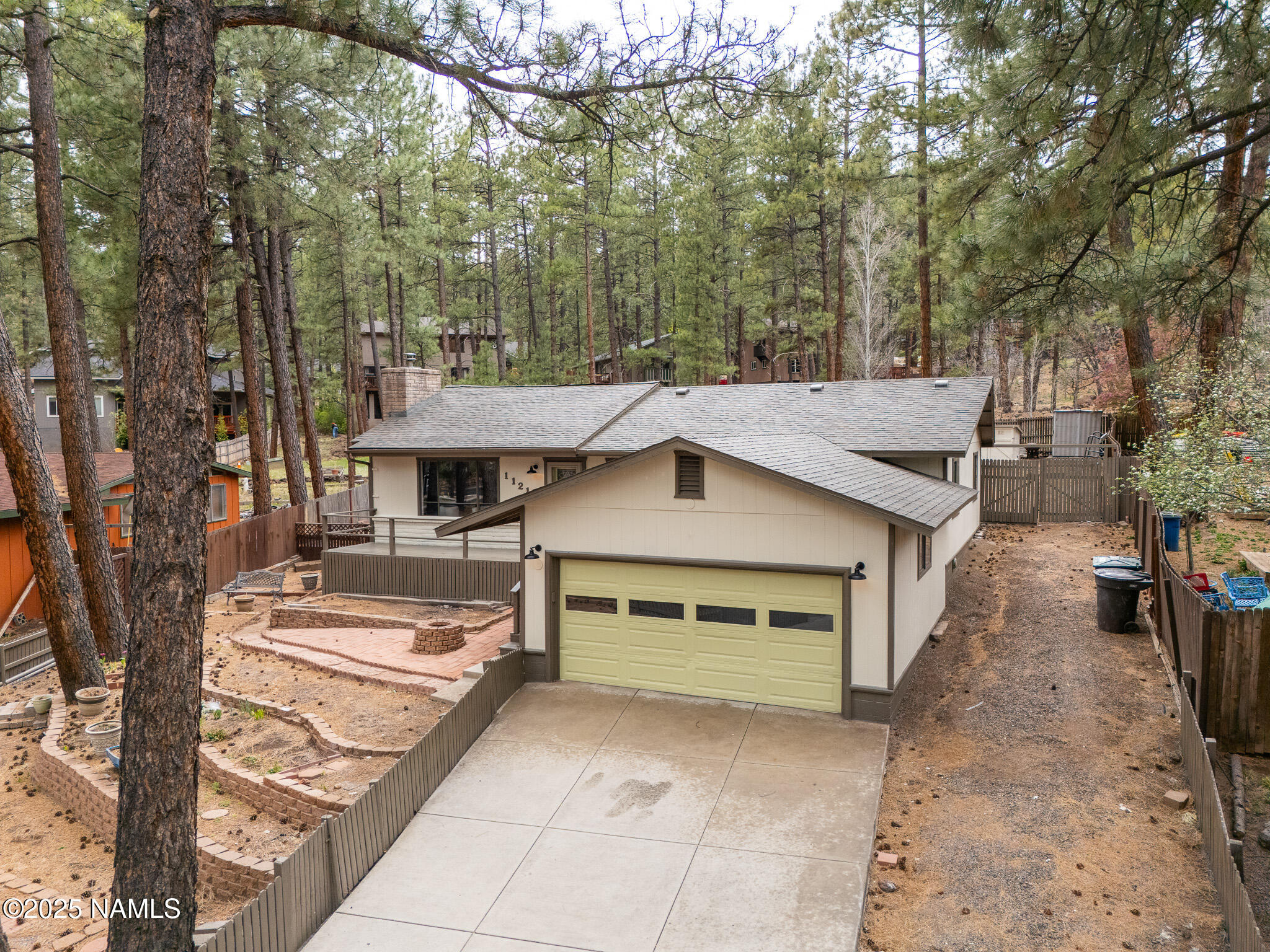 1121 W Shullenbarger Drive