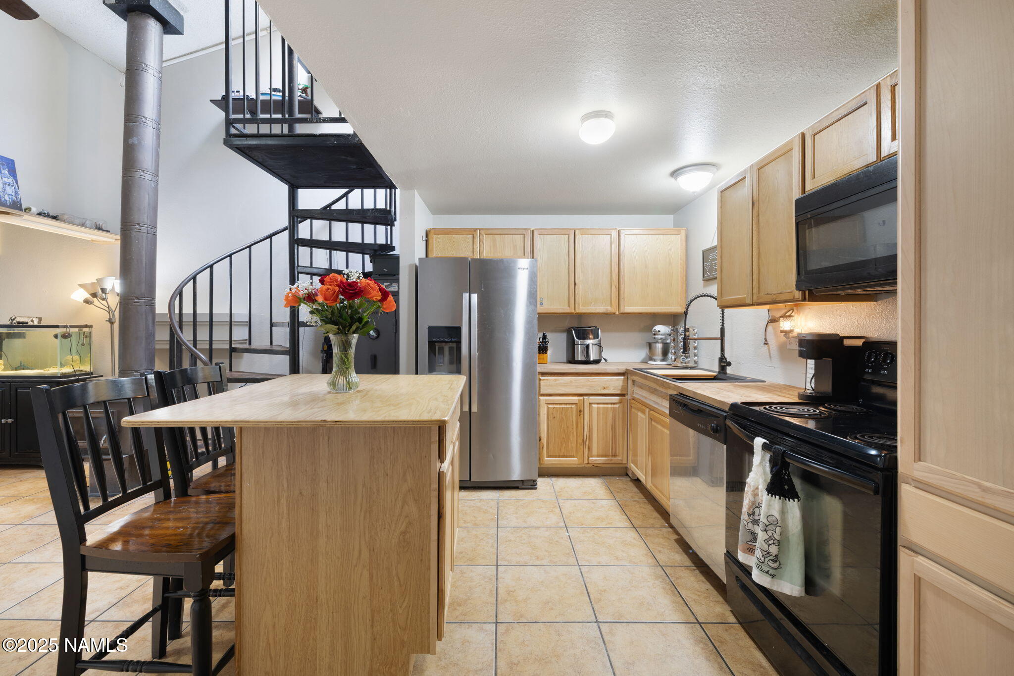 6401 N Saint Nicholas Circle 19