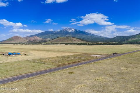 Photo of Flagstaff, AZ 86001 (MLS # 204583)