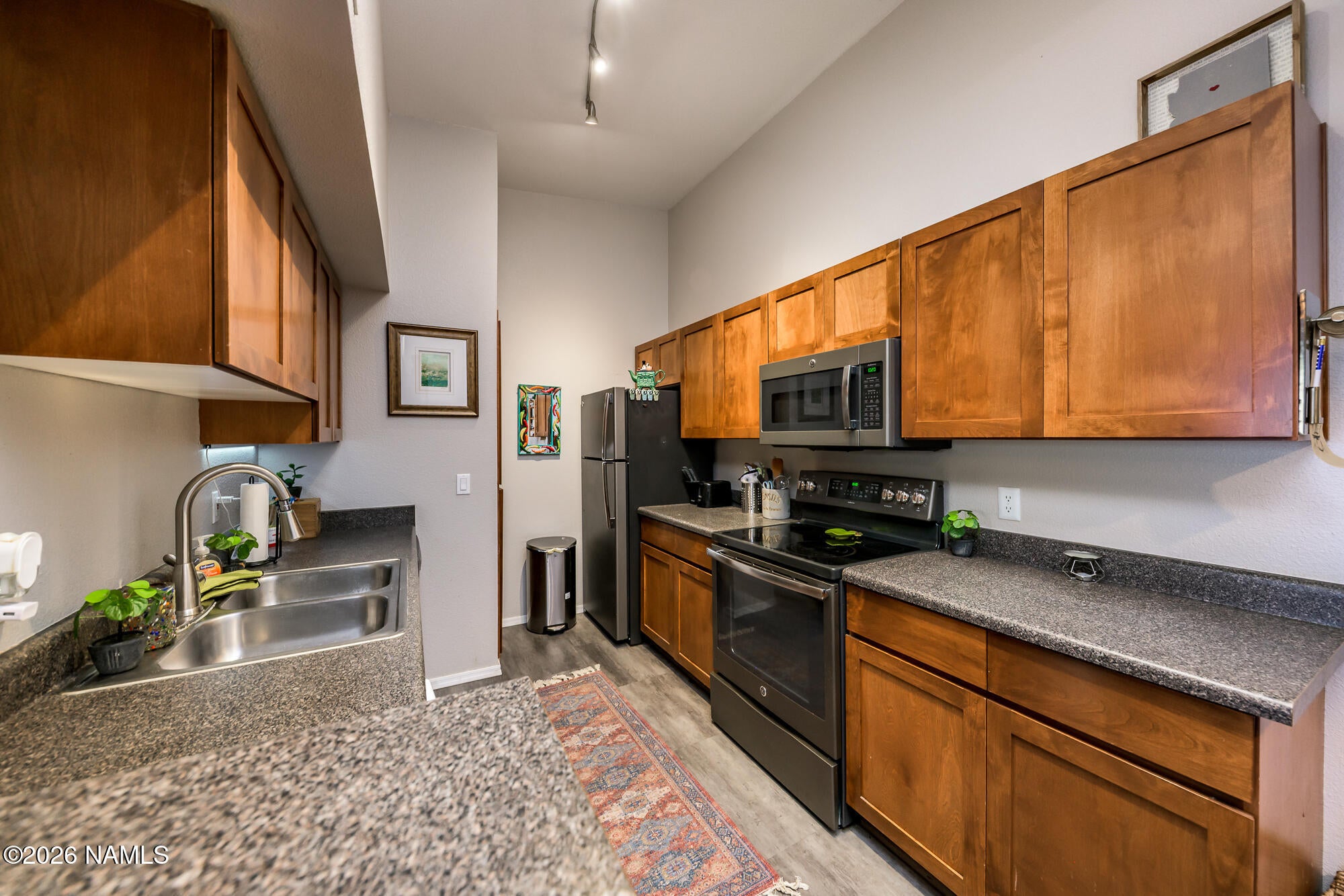 1385 W University Avenue 255