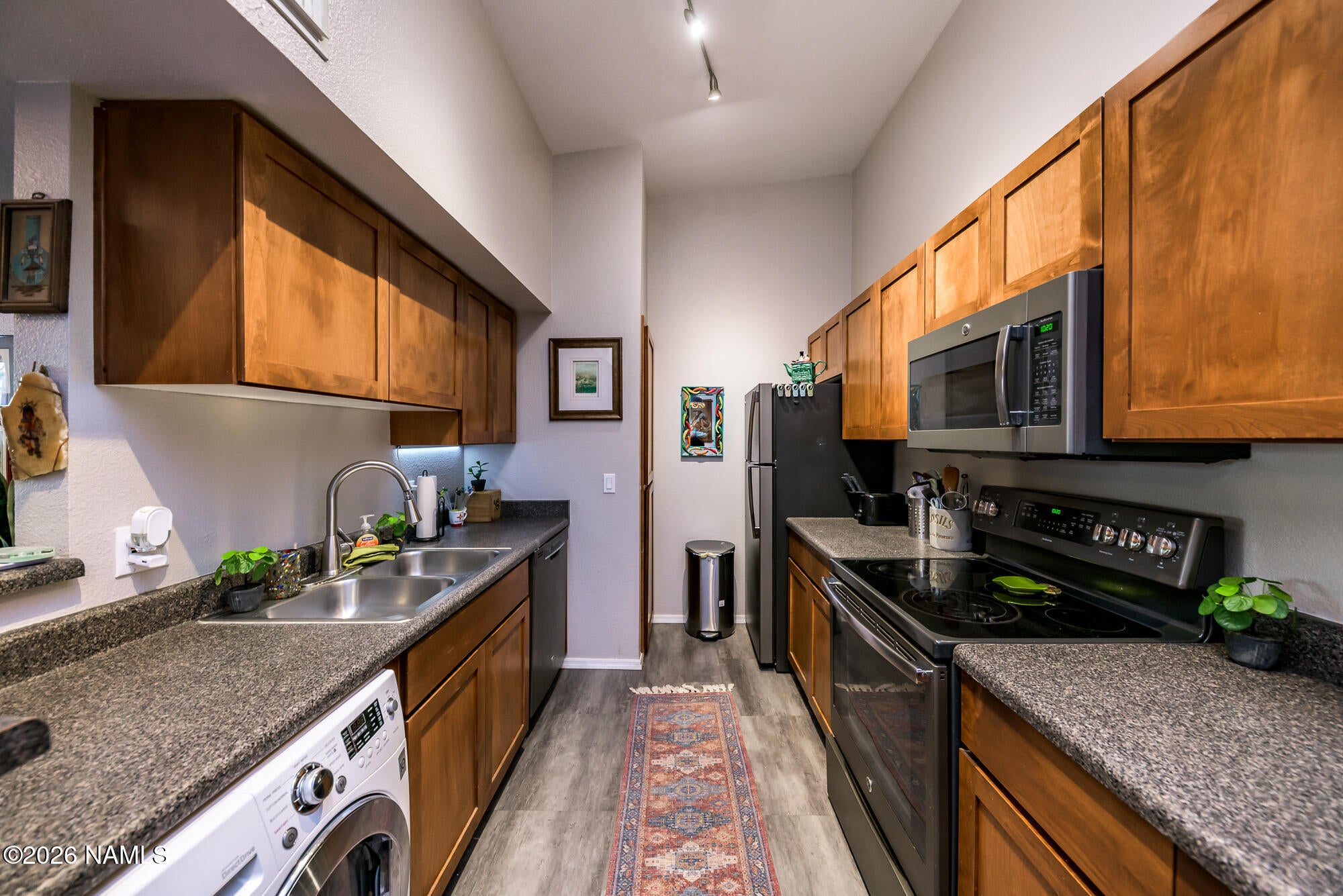 1385 W University Avenue 255