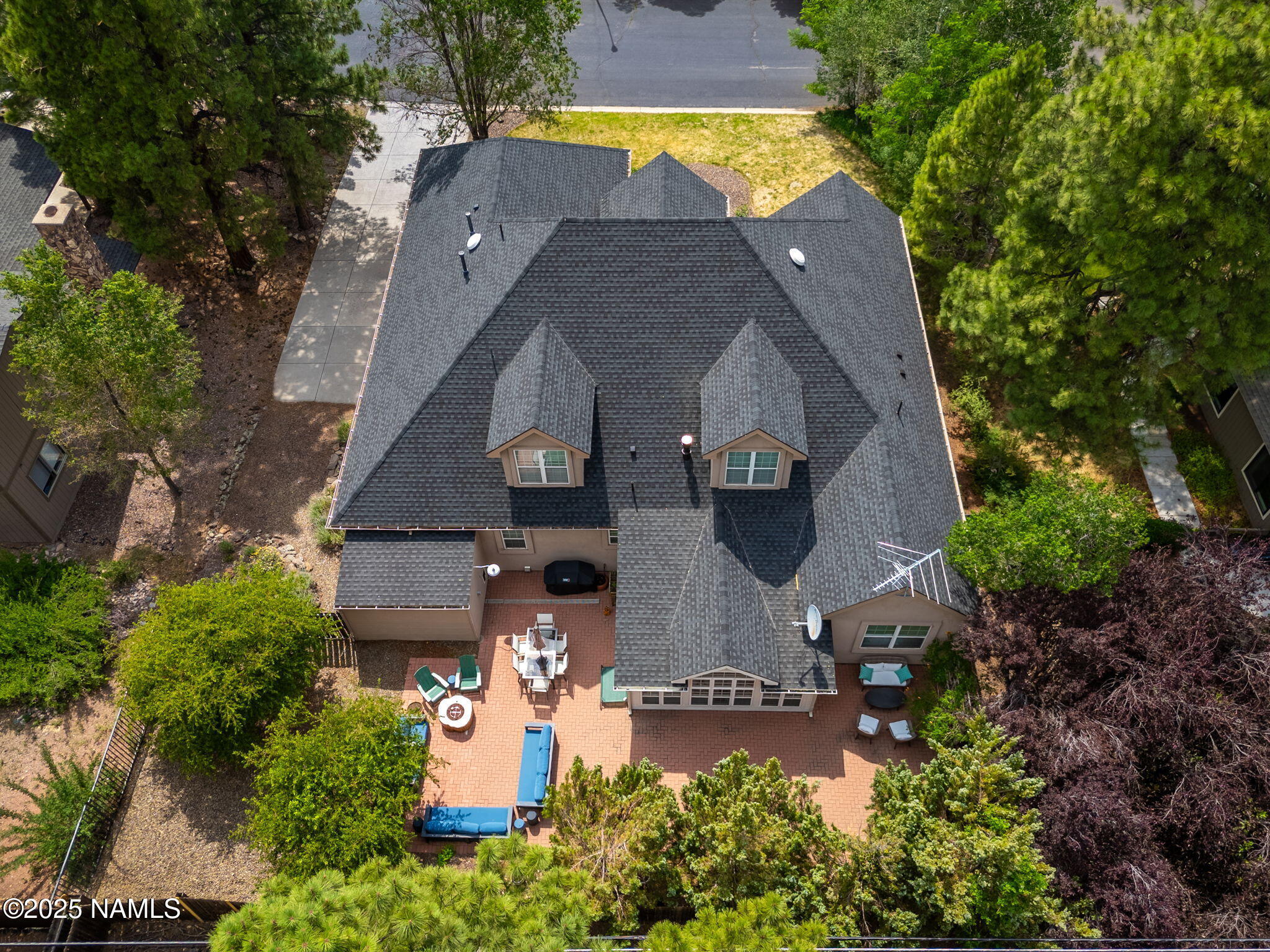 2922 N Rio De Flag Drive