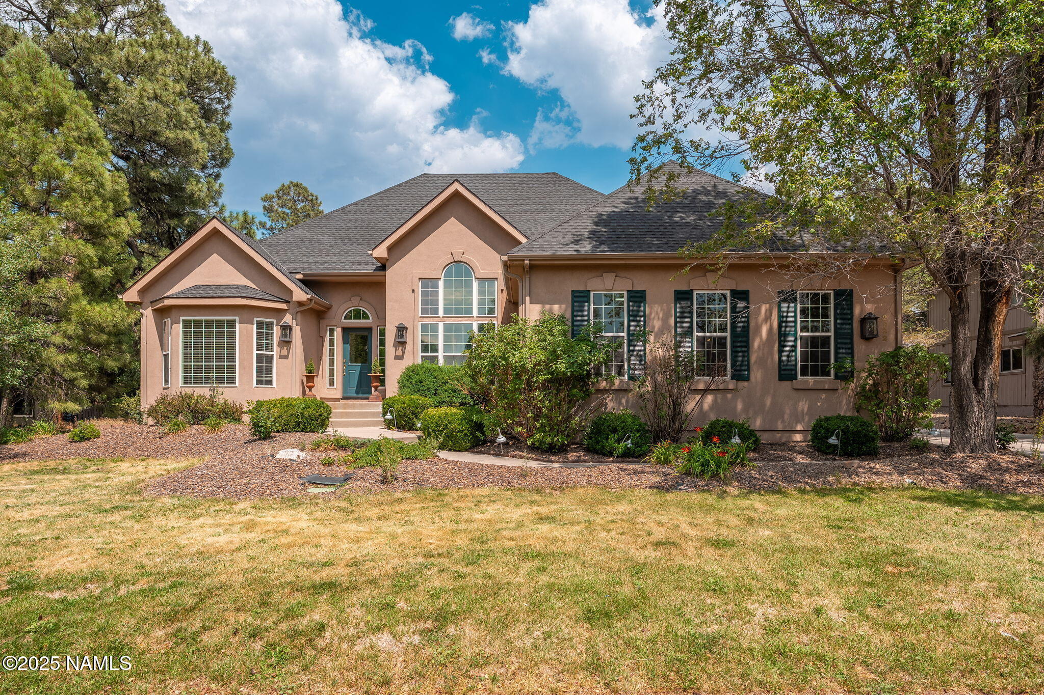 2922 N Rio De Flag Drive