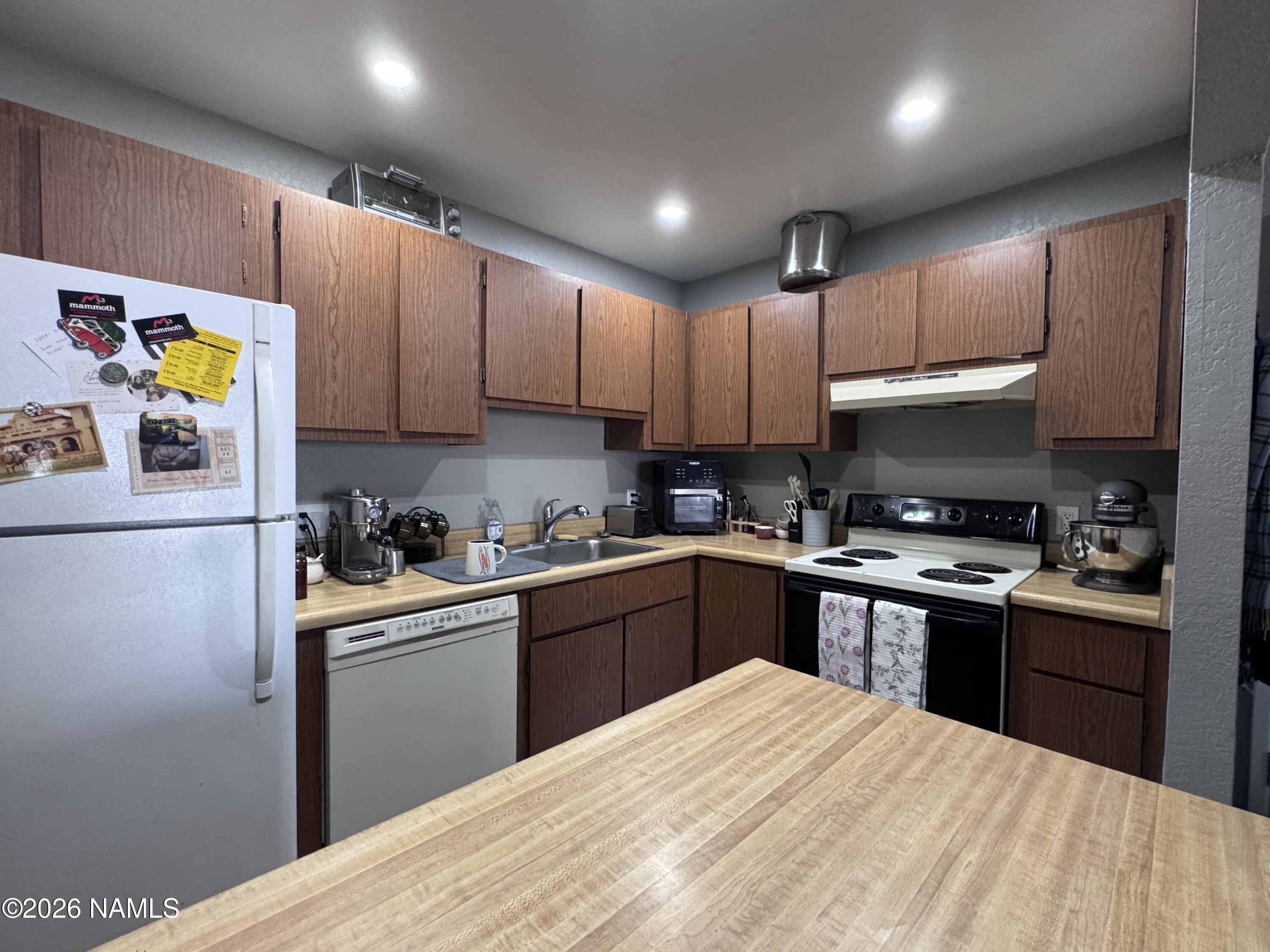 1200 S Riordan Ranch Street 26