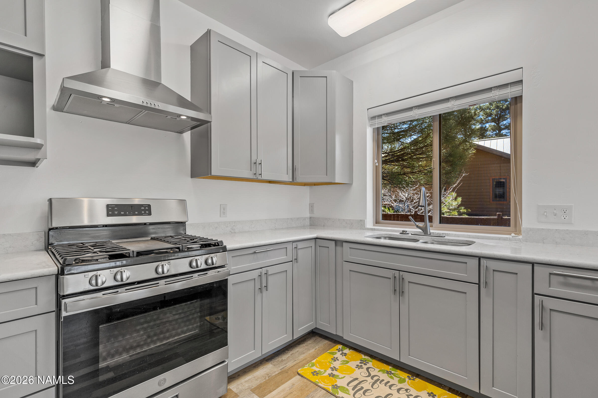 2946 W Burning Tree Drive