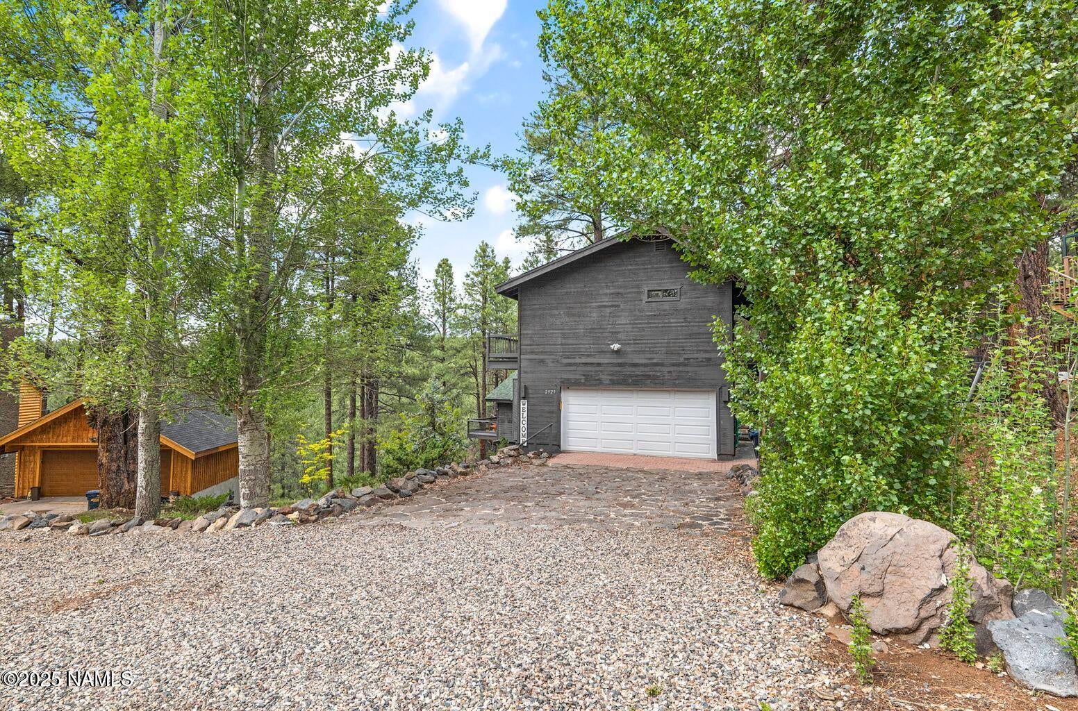 2929 Kletha Trail