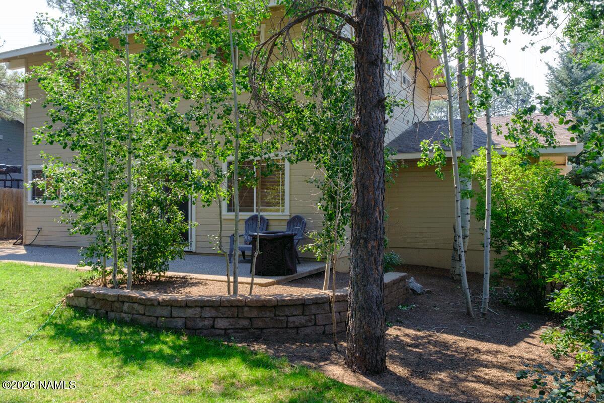 353 W Old Territory Trail