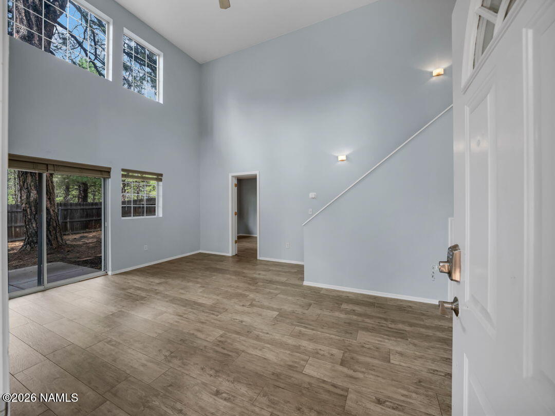 1070 W Deadwood Court