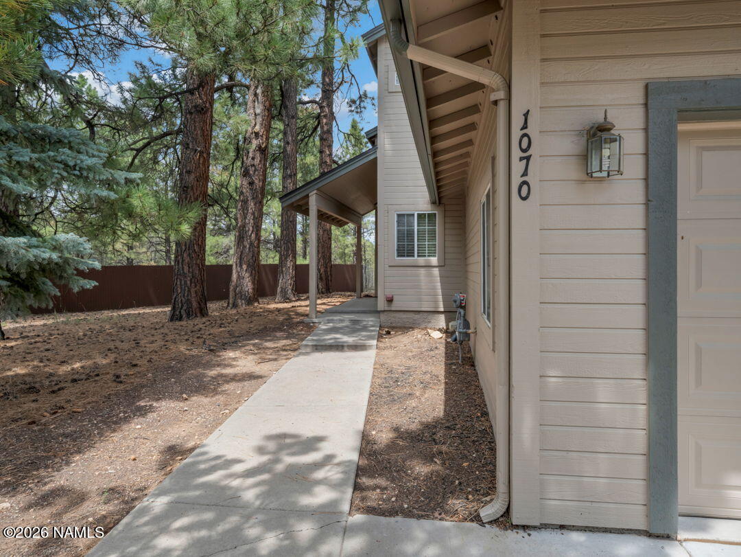 1070 W Deadwood Court
