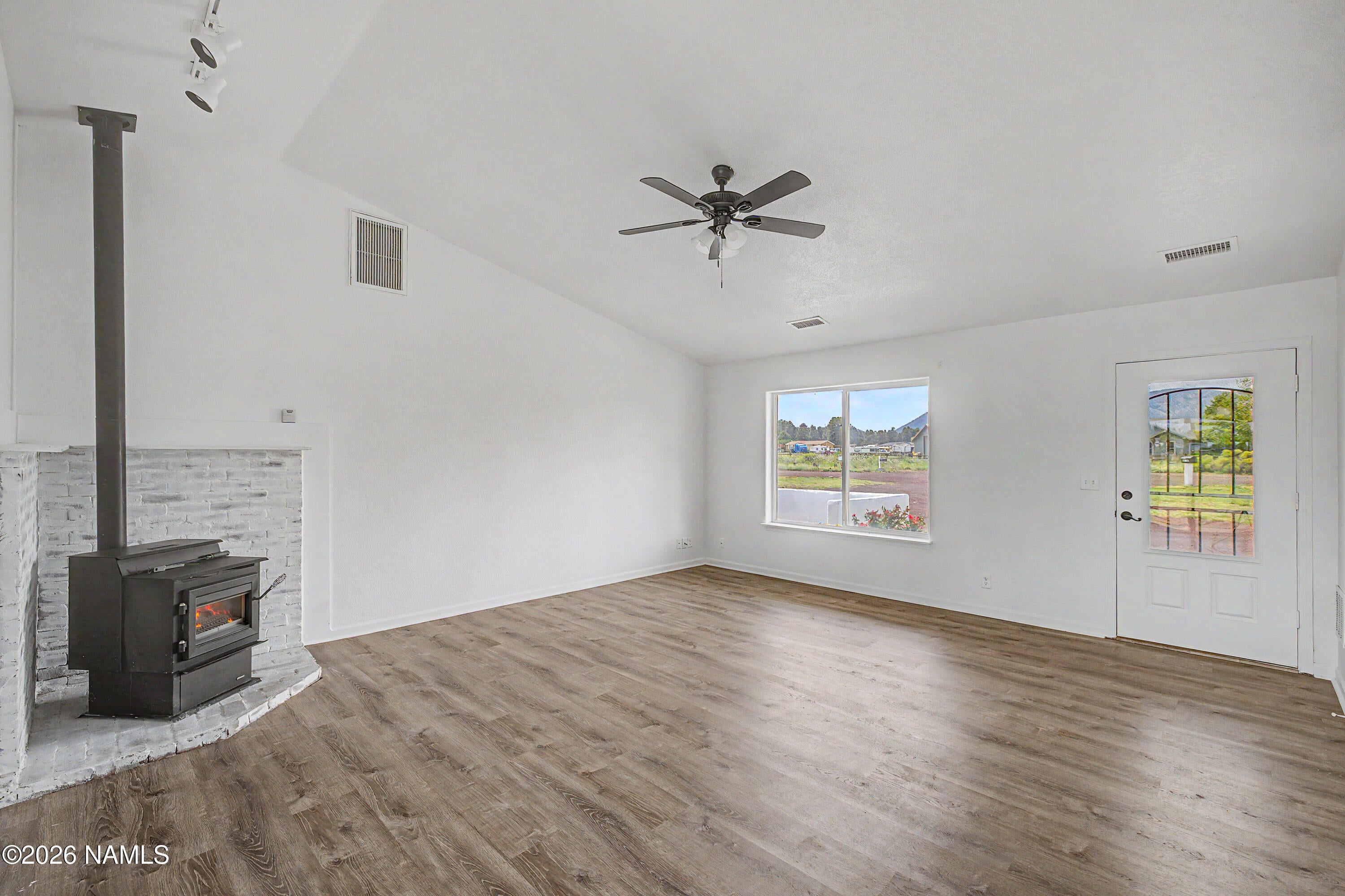 8195 Lookout View Trail