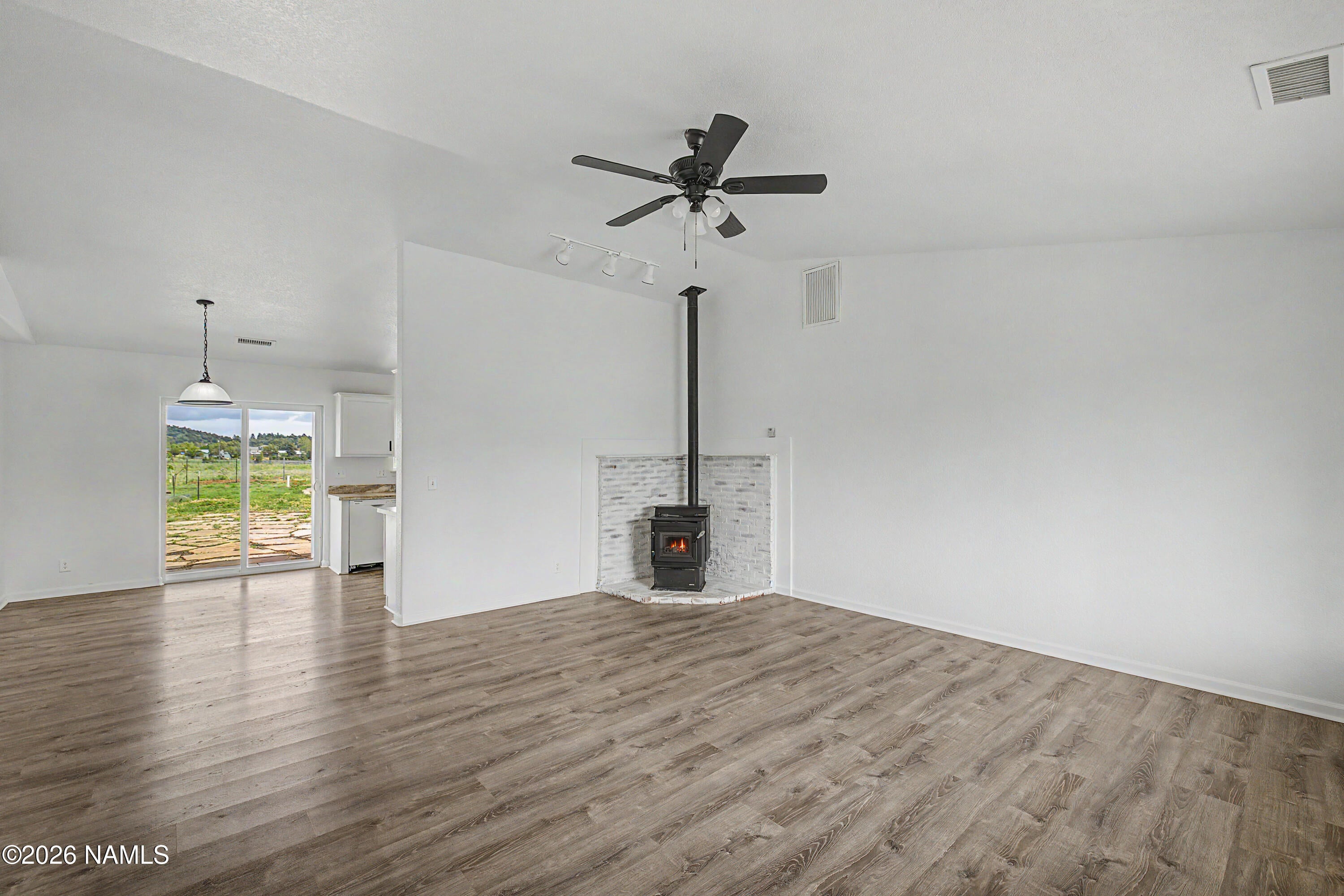 8195 Lookout View Trail