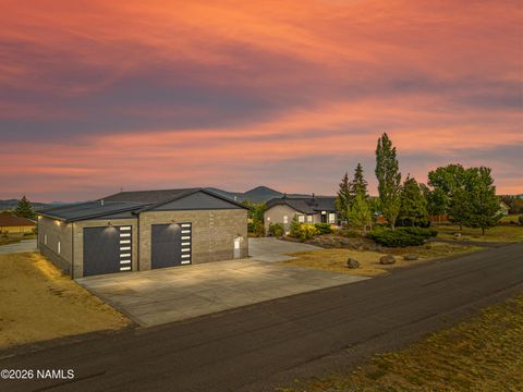 Photo of Flagstaff, AZ 86004 (MLS # 204496)