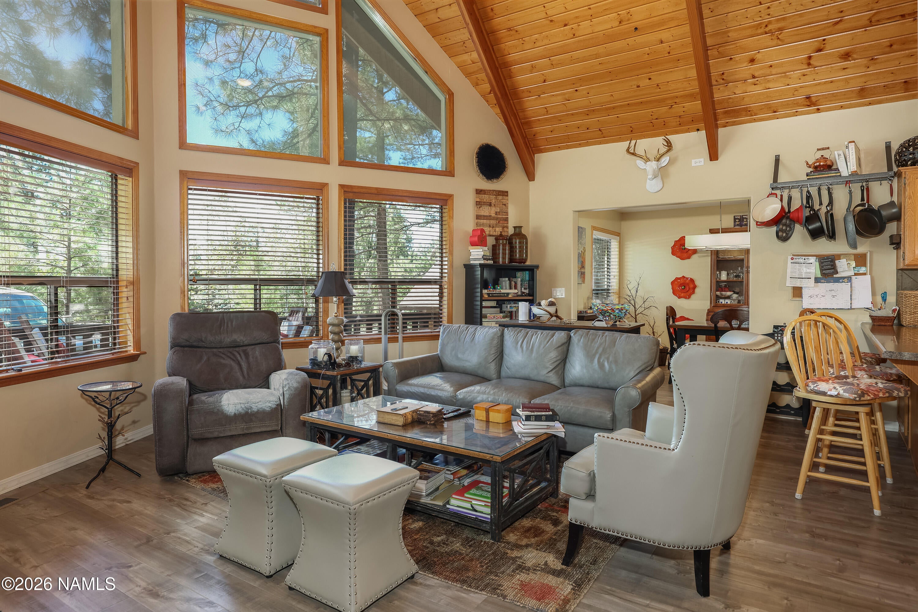 710 E Turkey Trail