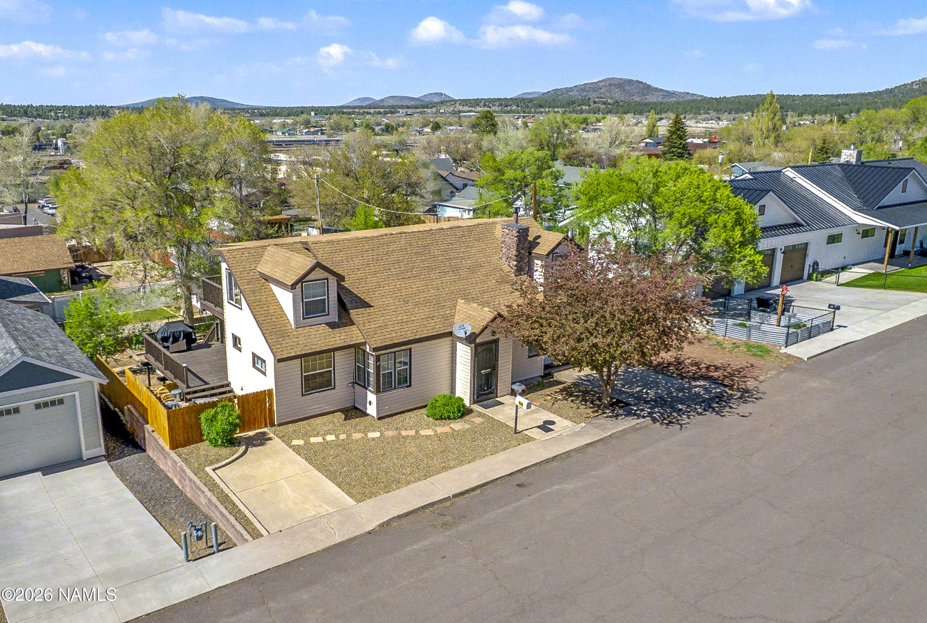 105 E Sherman Avenue