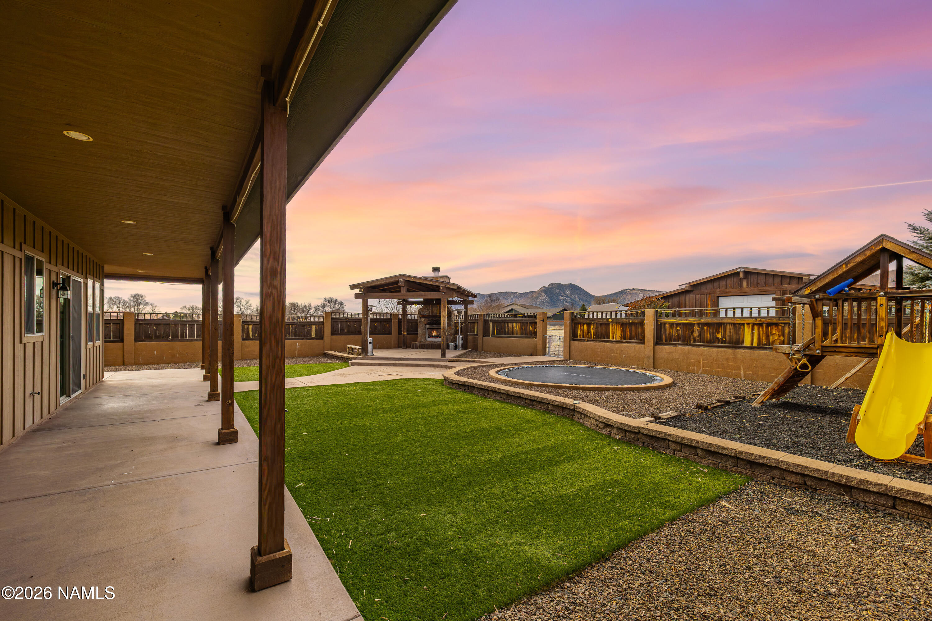 6154 E Firehouse Lane