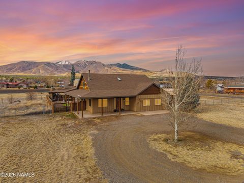 Photo of Flagstaff, AZ 86004 (MLS # 203308)