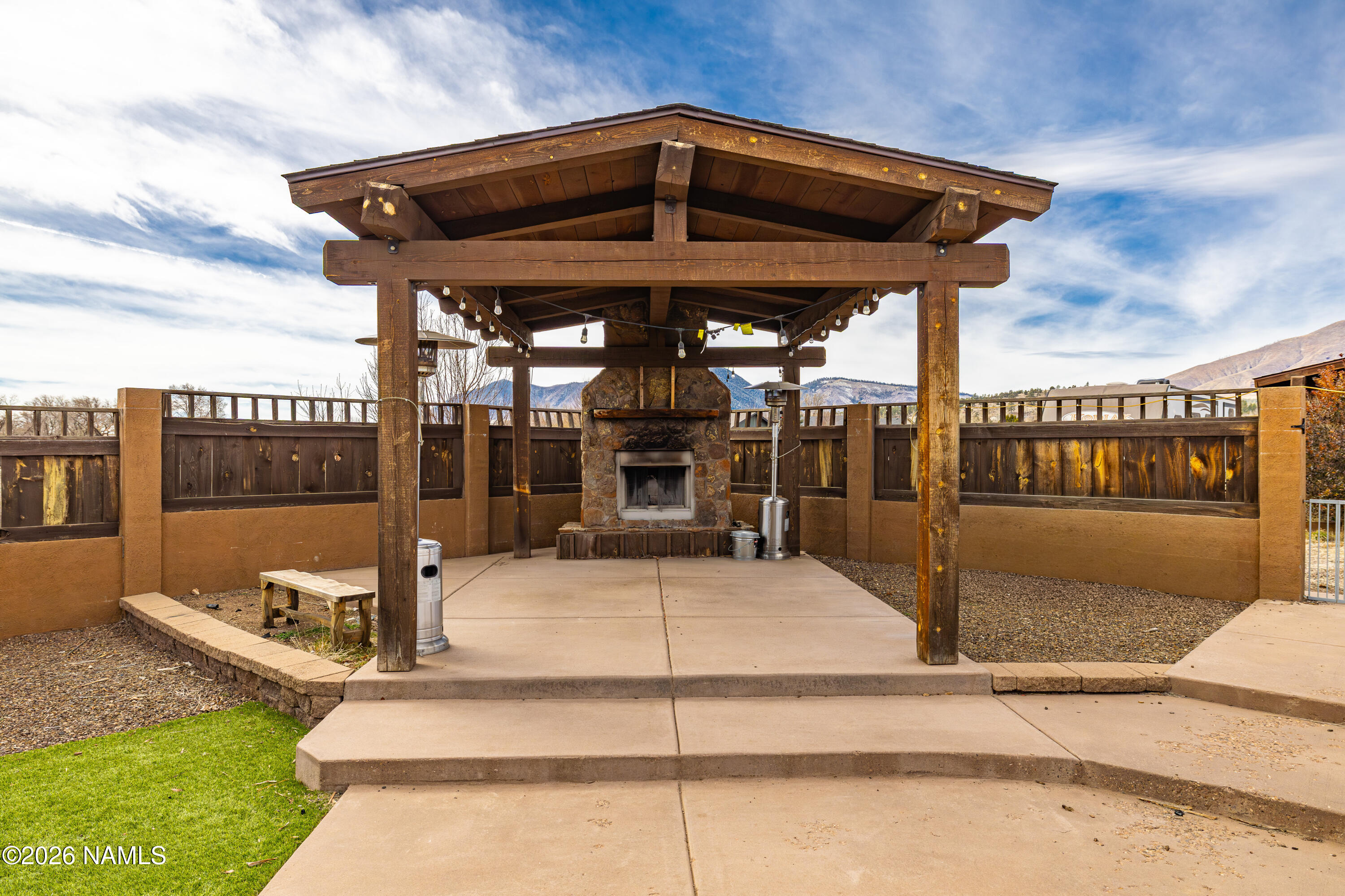 6154 E Firehouse Lane