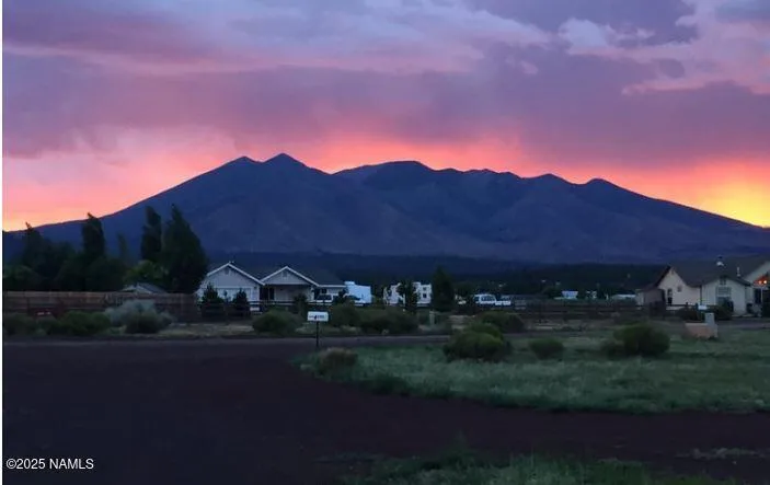 Flagstaff, Arizona 86004, United States, 3 Bedrooms Bedrooms, ,2 BathroomsBathrooms,Residential,Active,137815