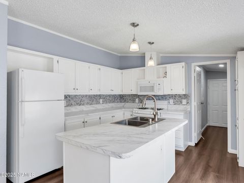 Photo of Flagstaff, AZ 86004 (MLS # 201828)