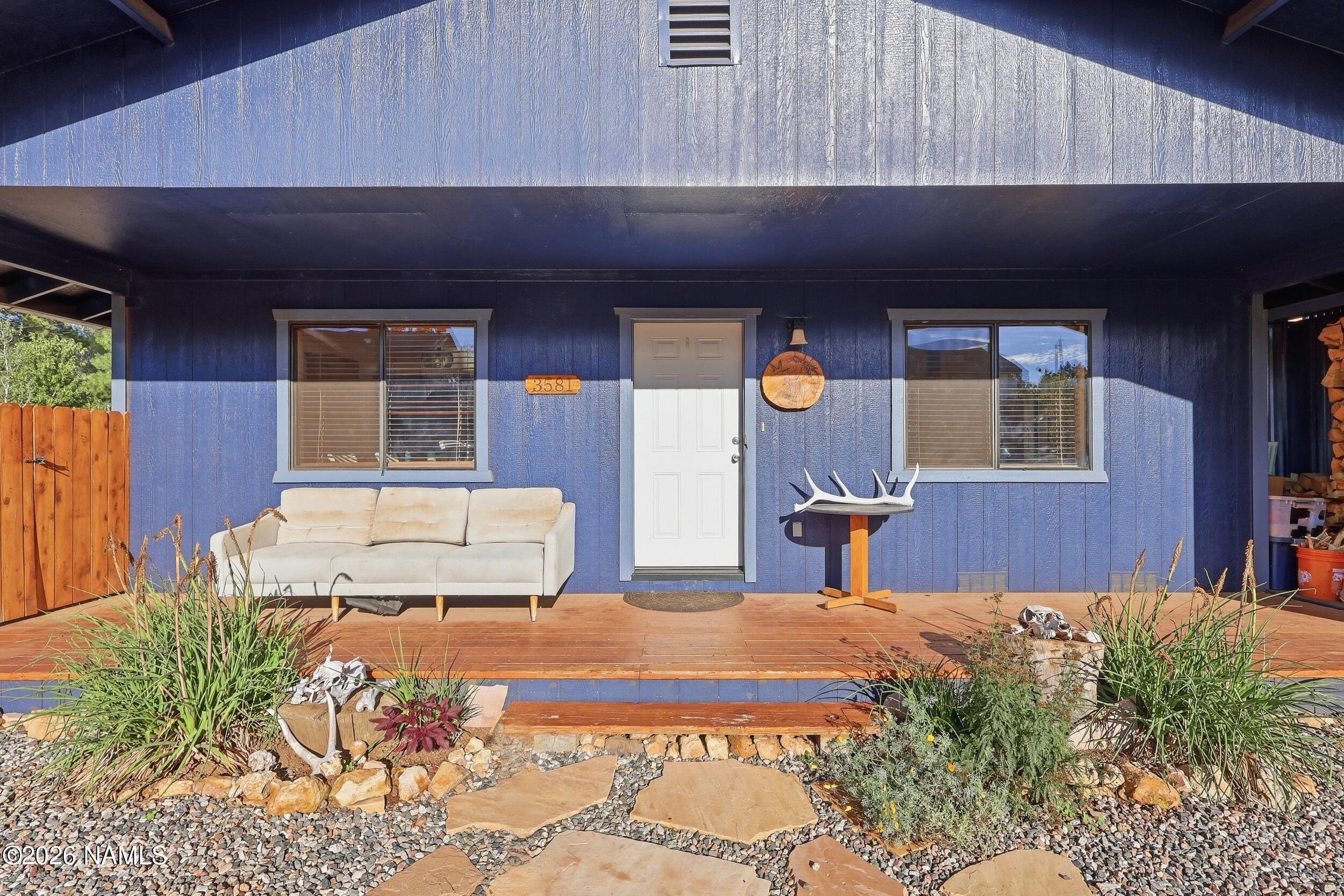 3581 Huron