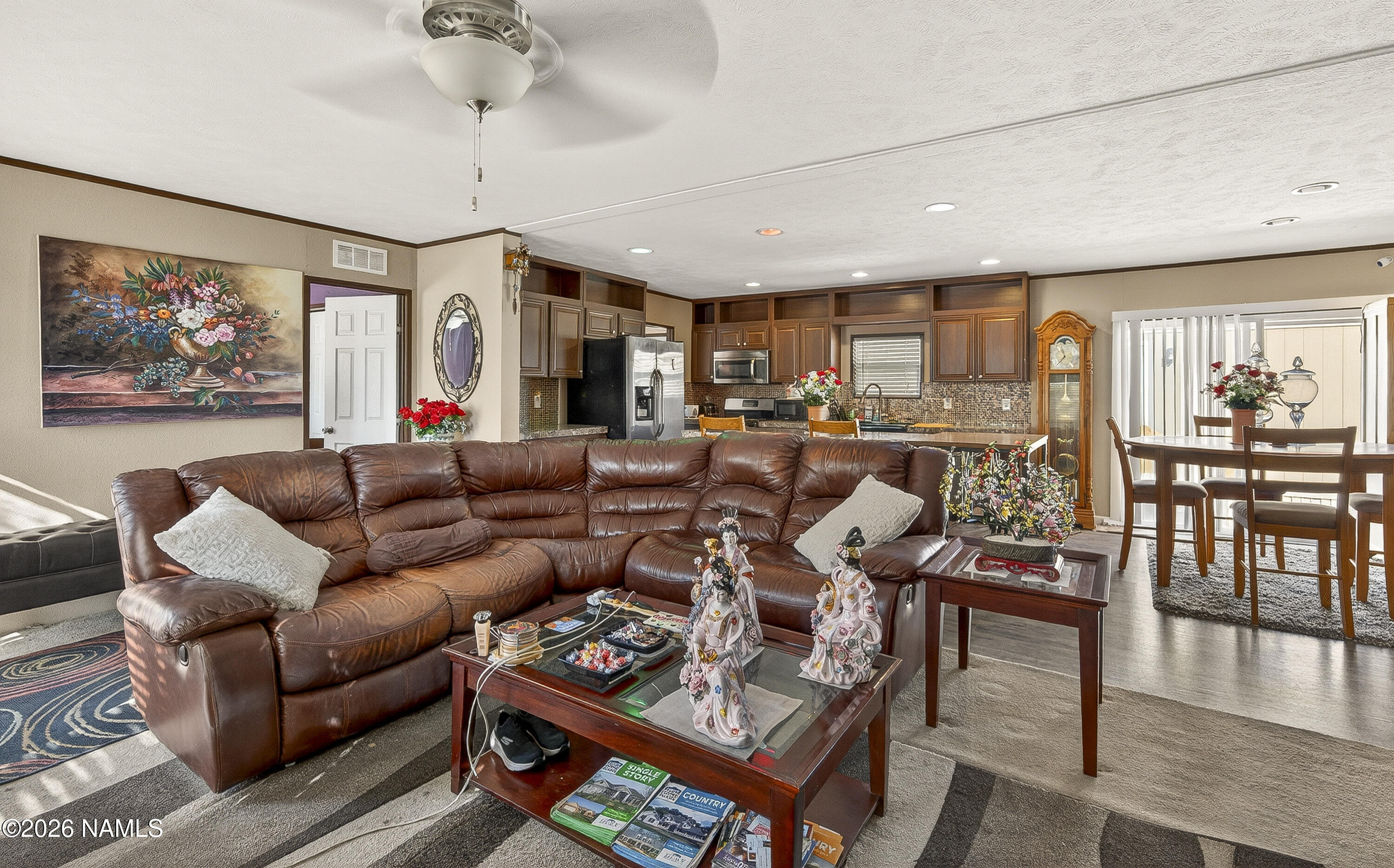 5600 N Dakota Street 51