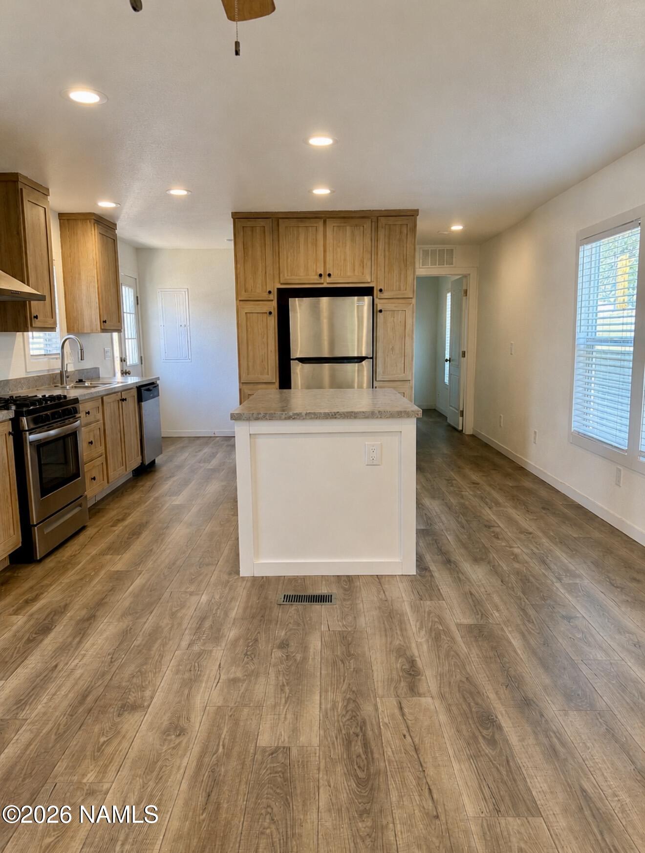 5250 N Us Highway 89 147