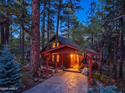 Photo of Flagstaff, AZ 86005 (MLS # 206140)