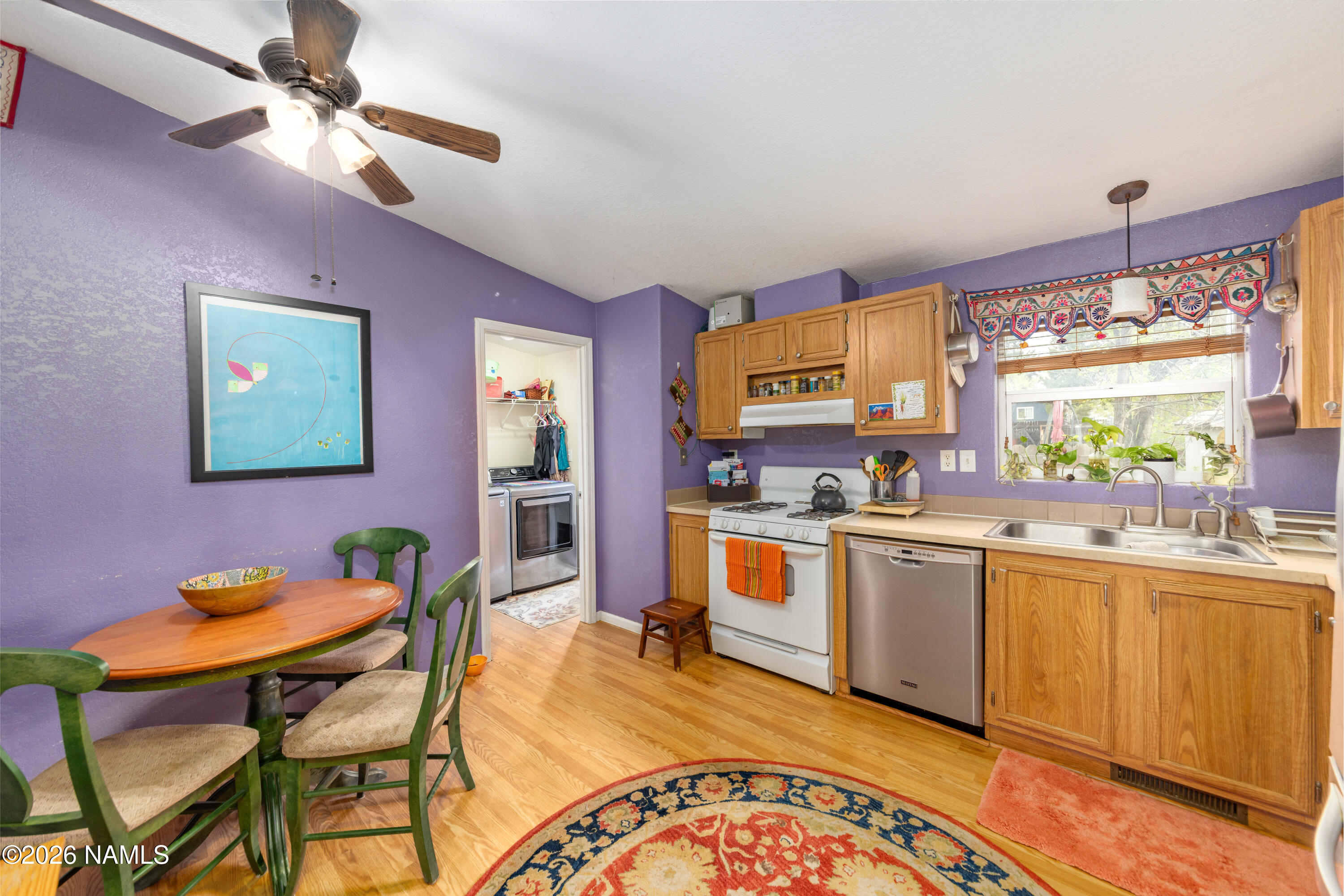 4960 E Empire Avenue