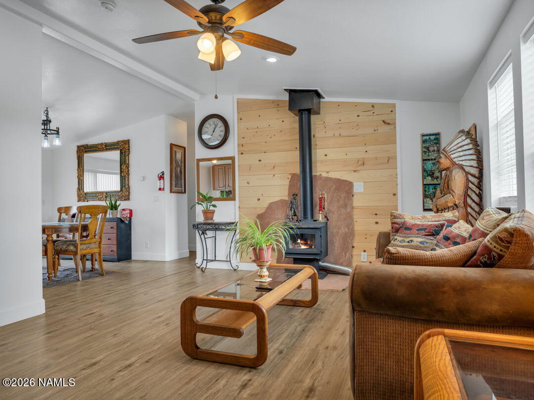 2705 W Honeysuckle Road