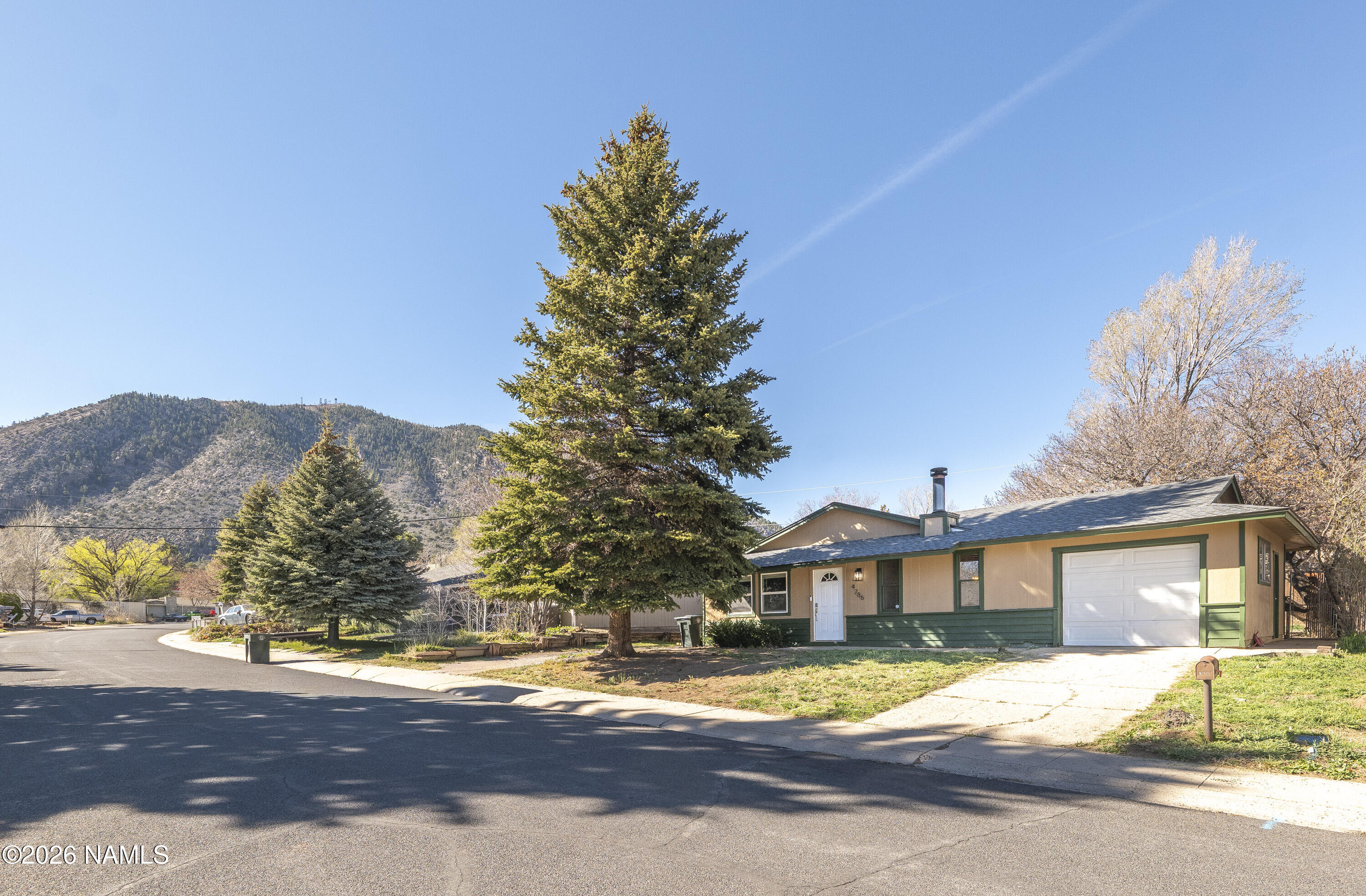 4786 E Snow Shoe Way