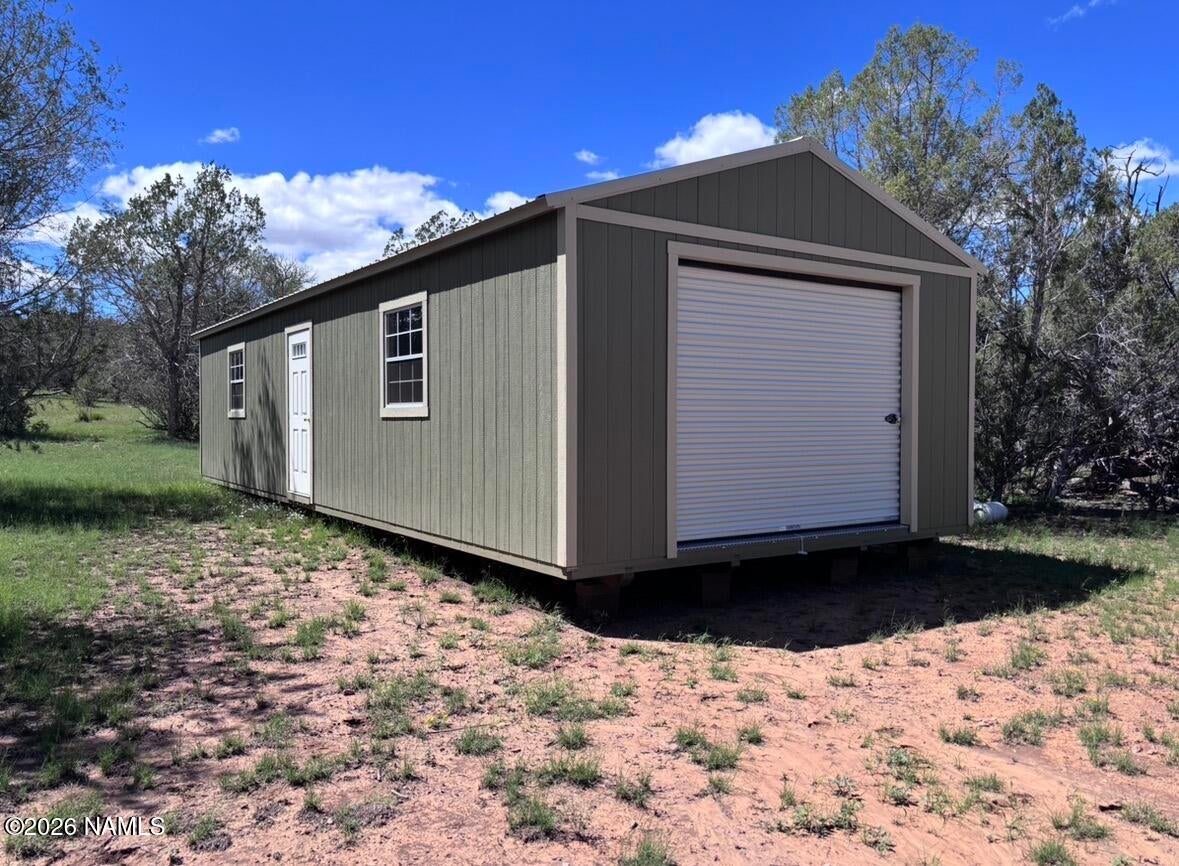220 E Six Shooter Road