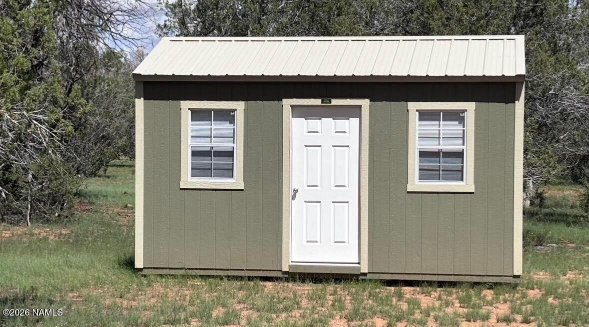 220 E Six Shooter Road