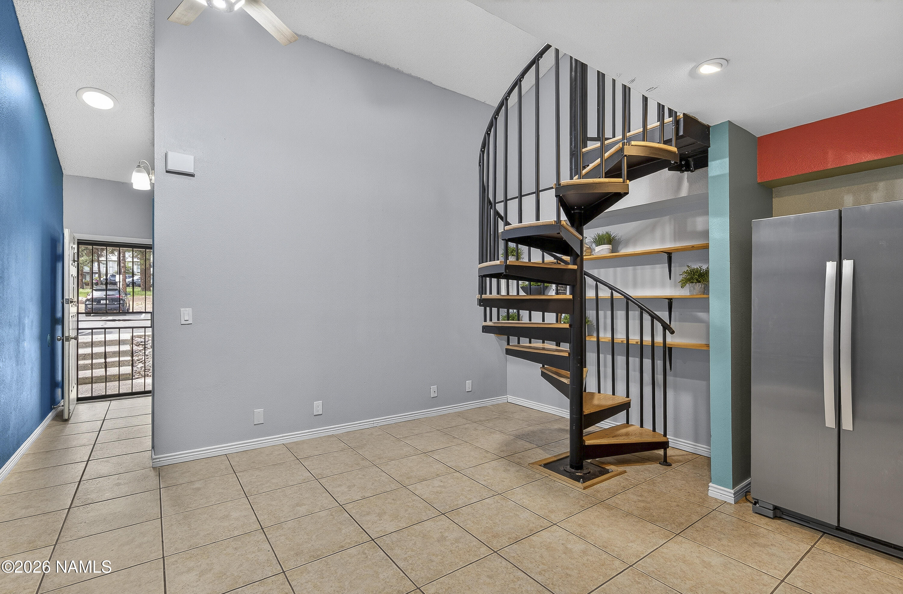 6401 N Saint Nicholas Circle 12