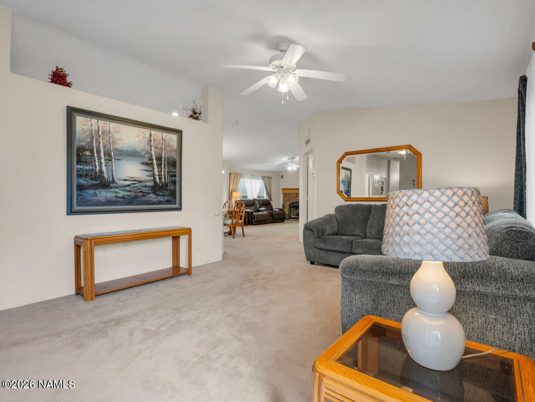 1288 S Mark Lane