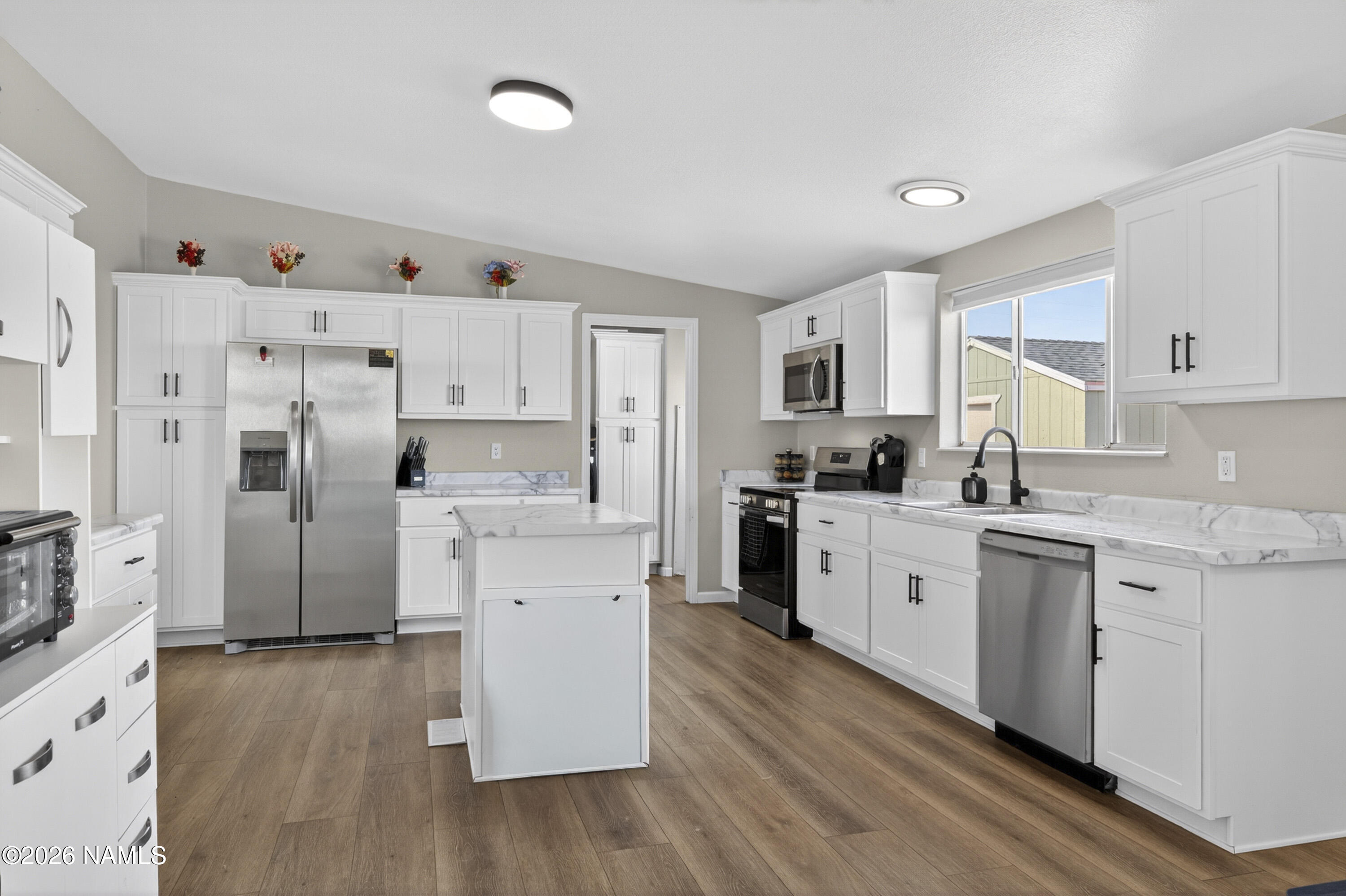 936 Deer Field Boulevard