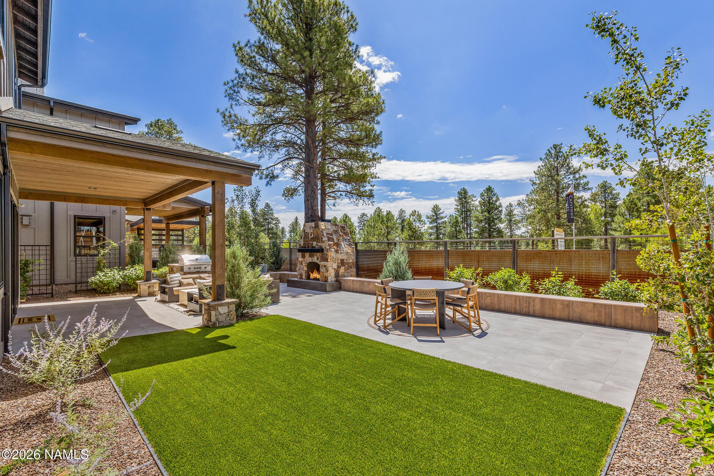 1905 E Magnolia Drive Lot 2
