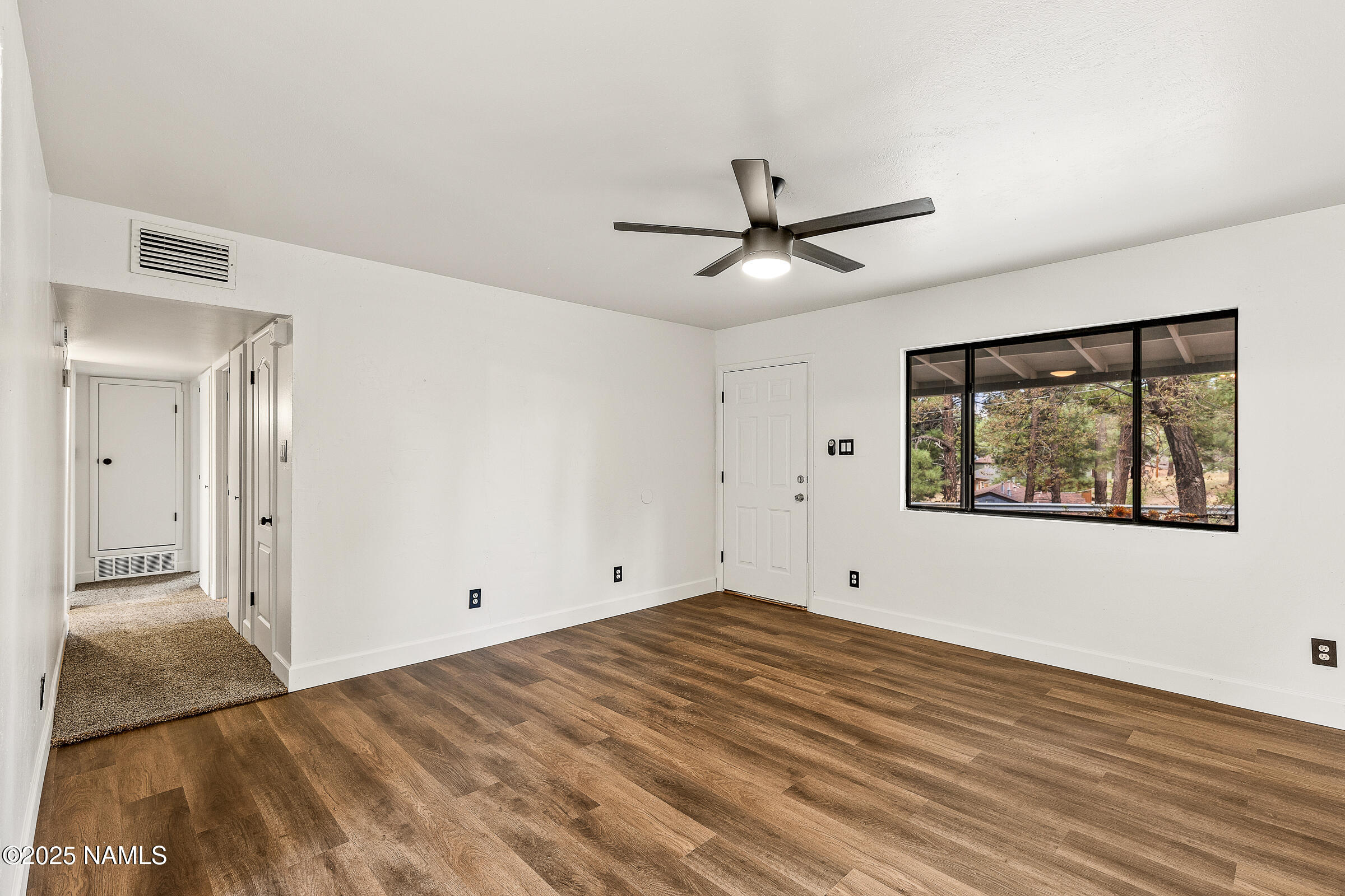 213 E Woodland Drive