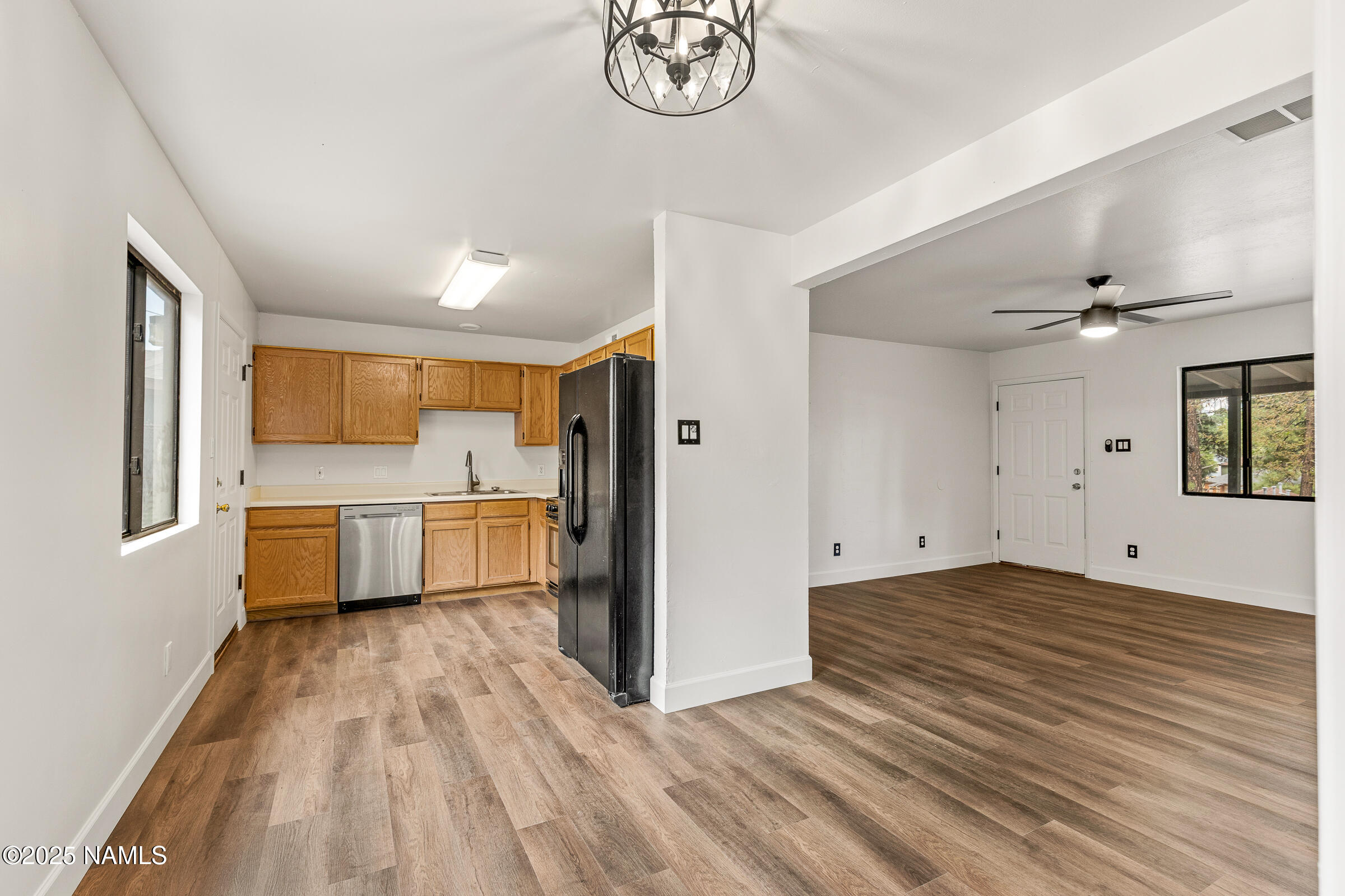213 E Woodland Drive