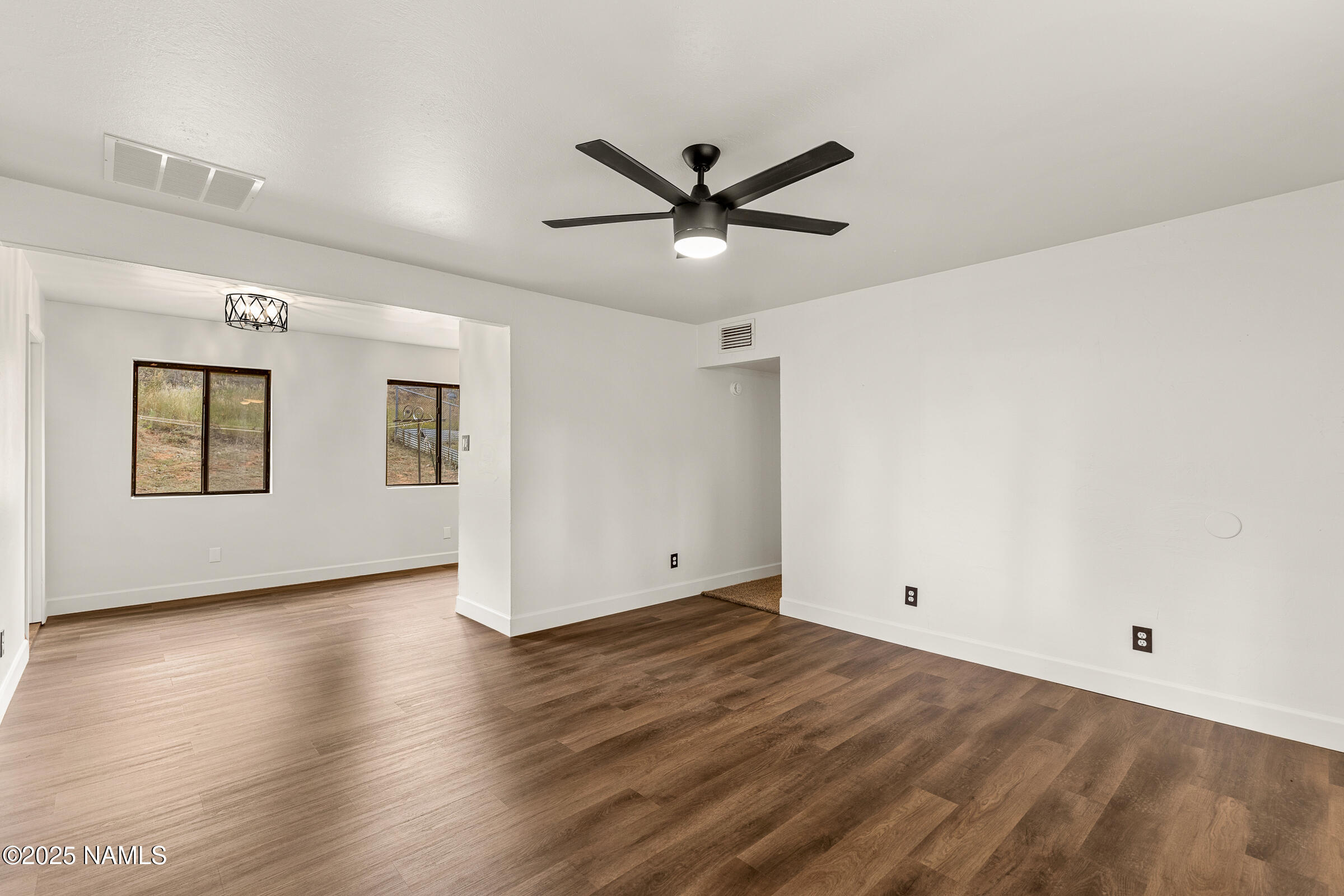 213 E Woodland Drive