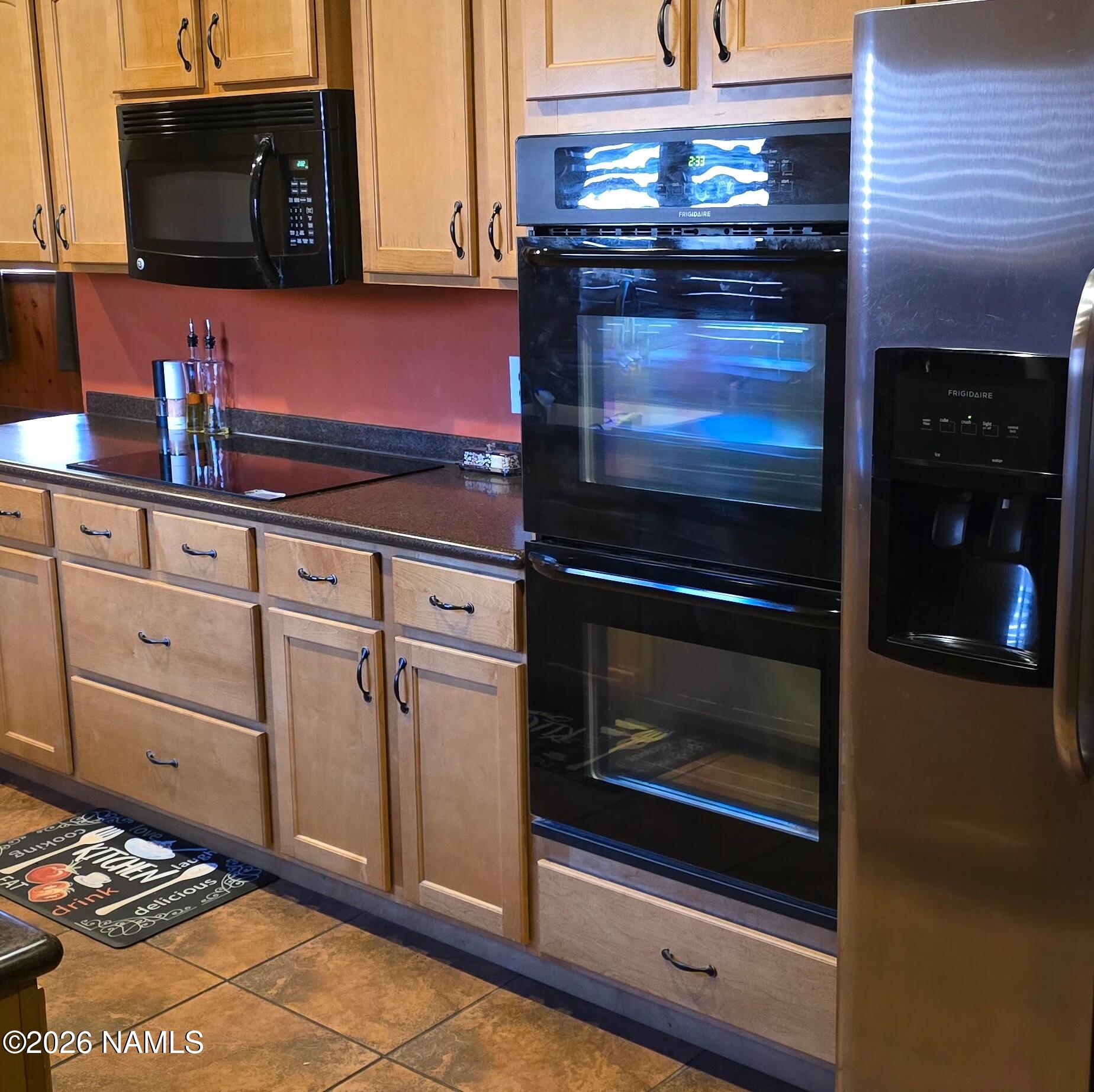 413 N Cottonwood Avenue