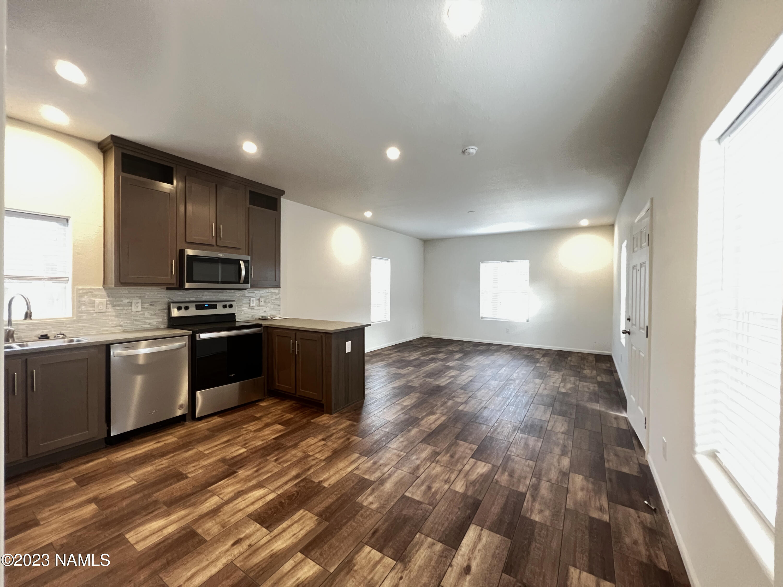 1411 N Fourth Street 9