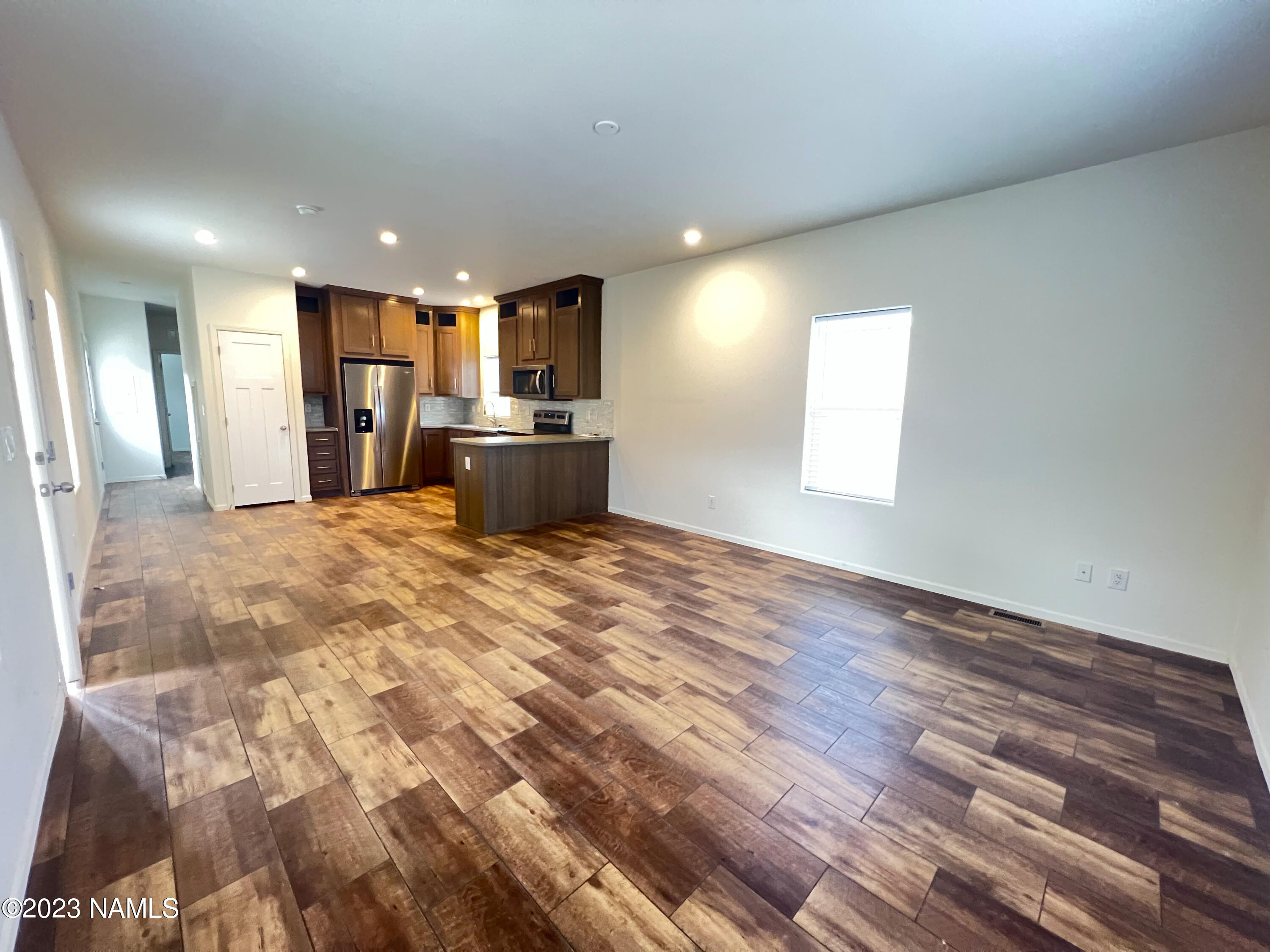 1411 N Fourth Street 9