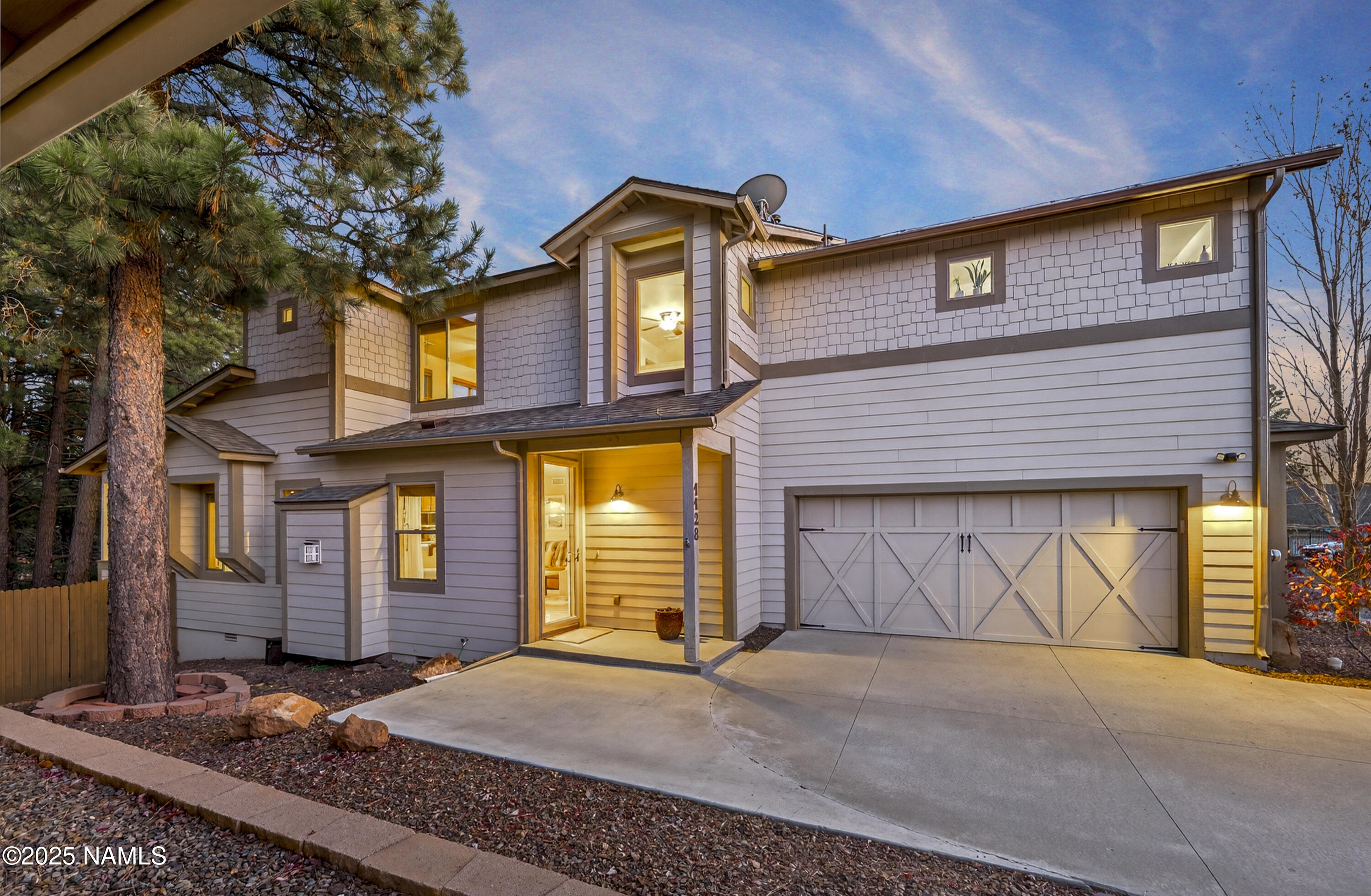 1128 N Flowing Springs Trail