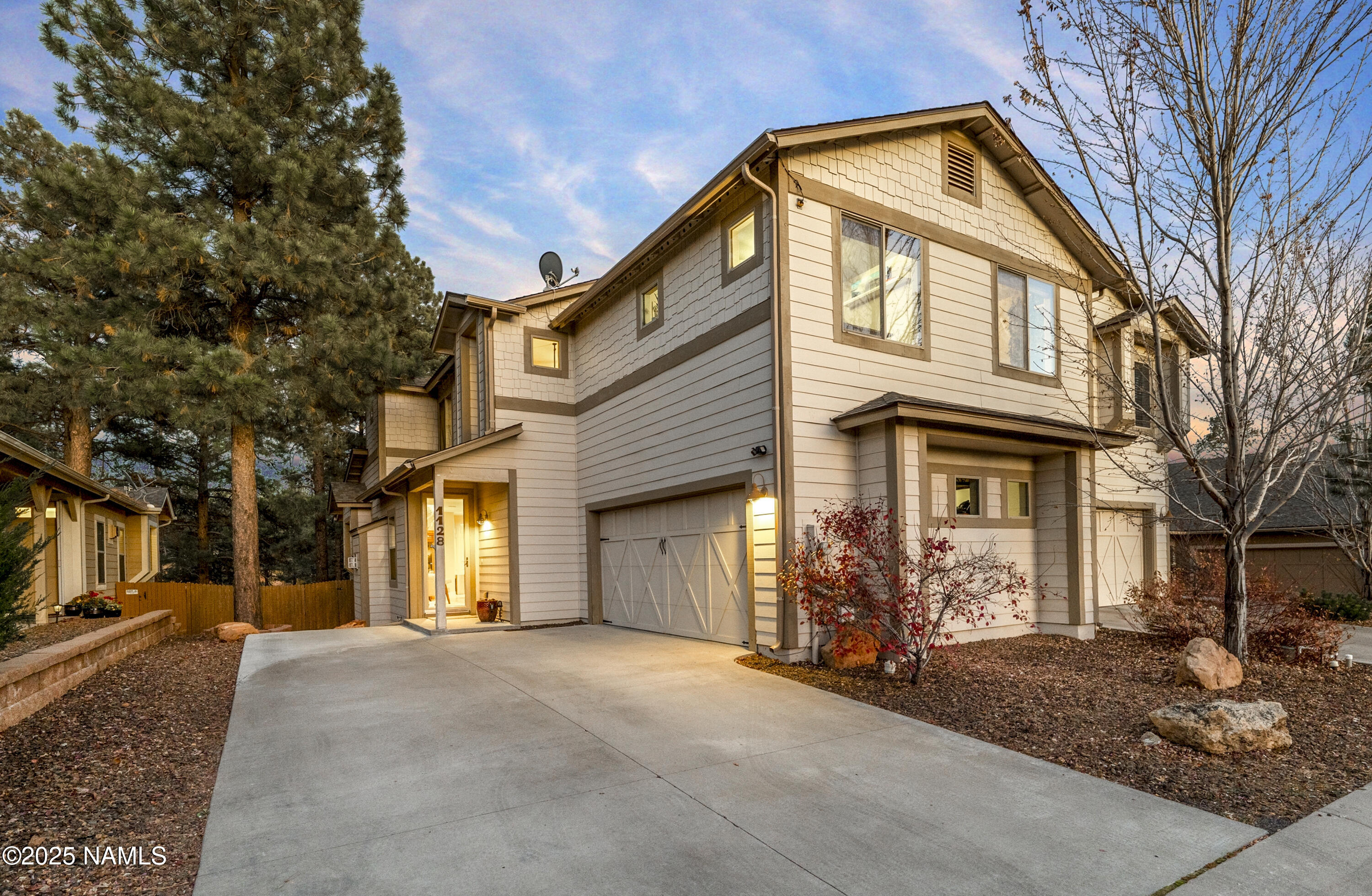 1128 N Flowing Springs Trail