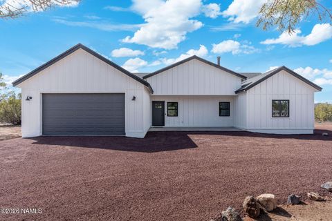 Photo of Williams, AZ 86046 (MLS # 203903)