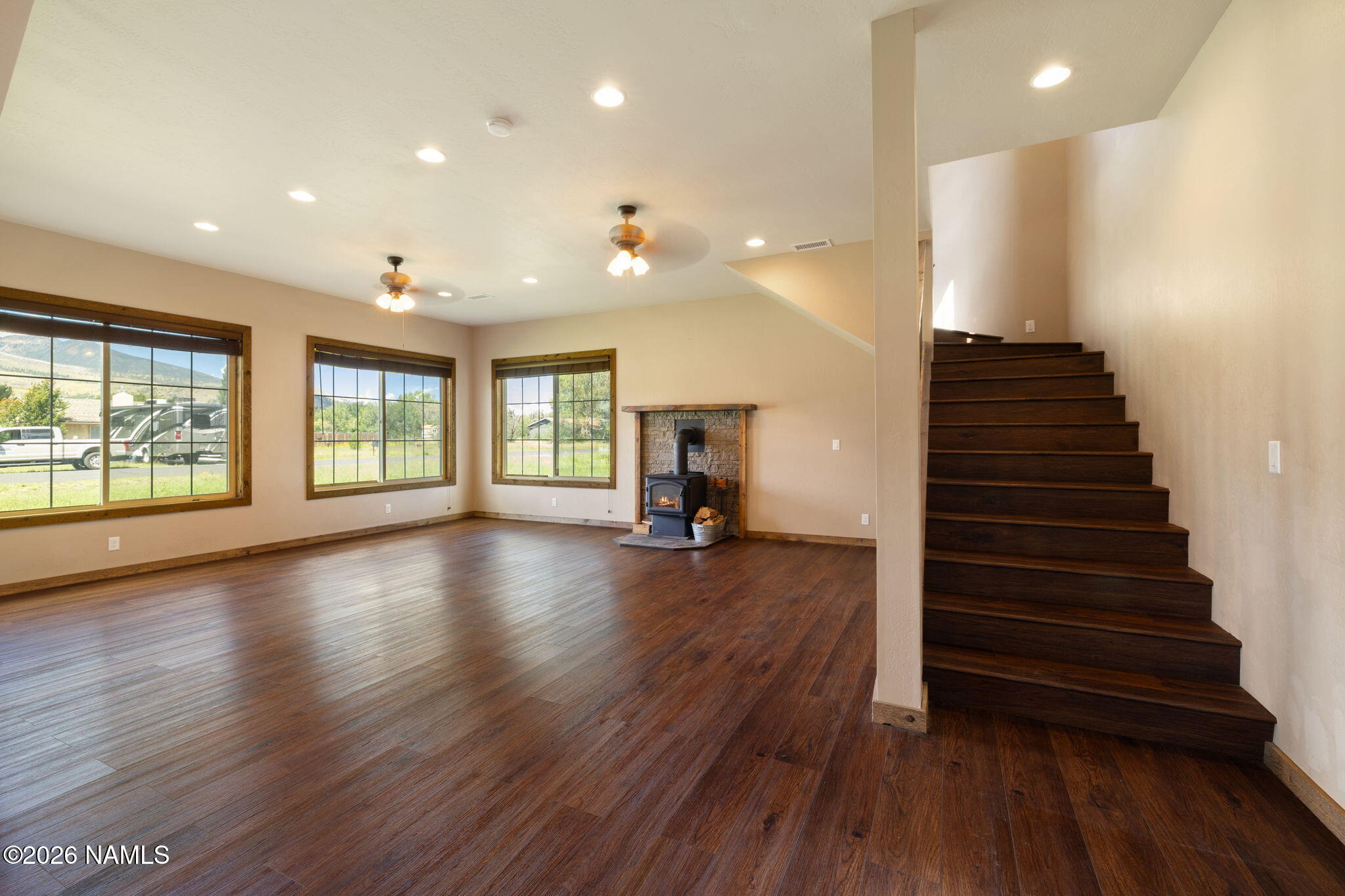 12485 N Leisure Lane